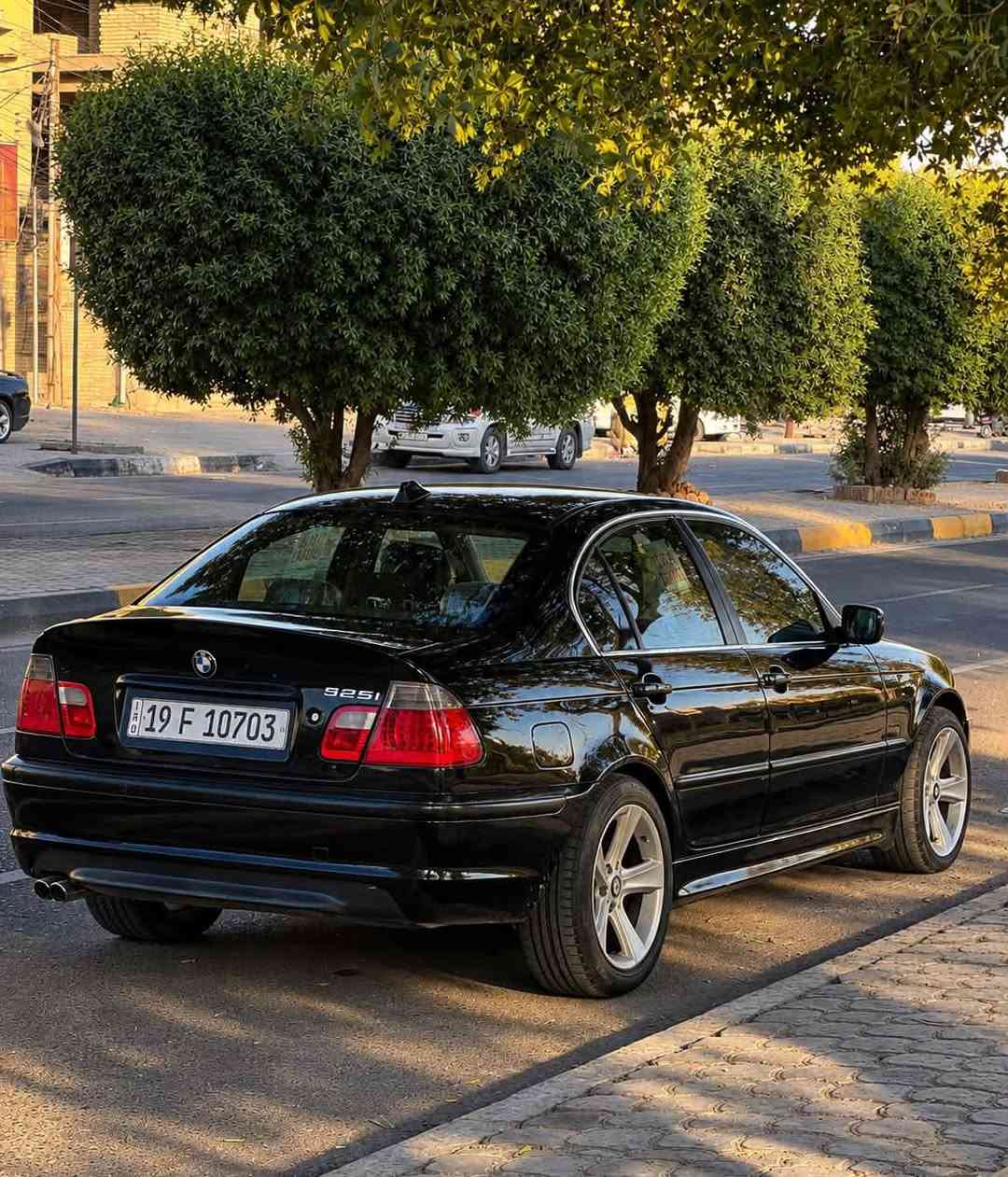 سلام عليكم من رخصة الادمن المحترم….
‎صلوا على الحبيب محمد 😍🖤..

‎من النوادر..🖤

BMW Category((325i)) Double Lantern 🚀.

‎بي أم دبليو 1998 حجم 325 السيارة مكفولة كفالة عاامة من الضربة ومن اي داخل صبغ فقط للجمالية بدووون داخل ولابارد!!!! السيارة بعدهي ع وضع الوكالة كلها بلادية وكل نقص مبيها من ناحية كير مكينة حدادية تبريد ثلج ❄️ تدفئة كلشي جاهز وشغال مواصفات فووول عدا الفتحه فقط....

‎مكينة 6 سلندر ((مسكر دبل فانوس)) 🚀.

‎تحكمات بلتسيرن.

‎كراسي تدفئة+تبريد.

‎كراسي كهرباء+خزن ميموري.

‎جنطة شفط.

‎نضام كنترول لايت تحكم بلكامل.

‎نضام ASC.

‎نضام APS.

‎قطعتين تبريد.

‎سستم صوت متكامل.

‎دبل ايرباك.

‎وبعد بيهاا مواصفات السيارة ماشية (233 الف) فقط وكل عددها وملحقاتها موجوده كلشي ع وضع وكالة بل اضافة عليها طبقة حماية ((نانو سيراميك)) مع الضمان رقم كربلاء دولي تتحول بكافة محافظات العراق سنوية لغاية ((2028)) السعرررر ((77)) وبيهاااا مجااال....😍🖤
مكان السيارة كربلاءء📍📍
‎للأستفسار:***********
