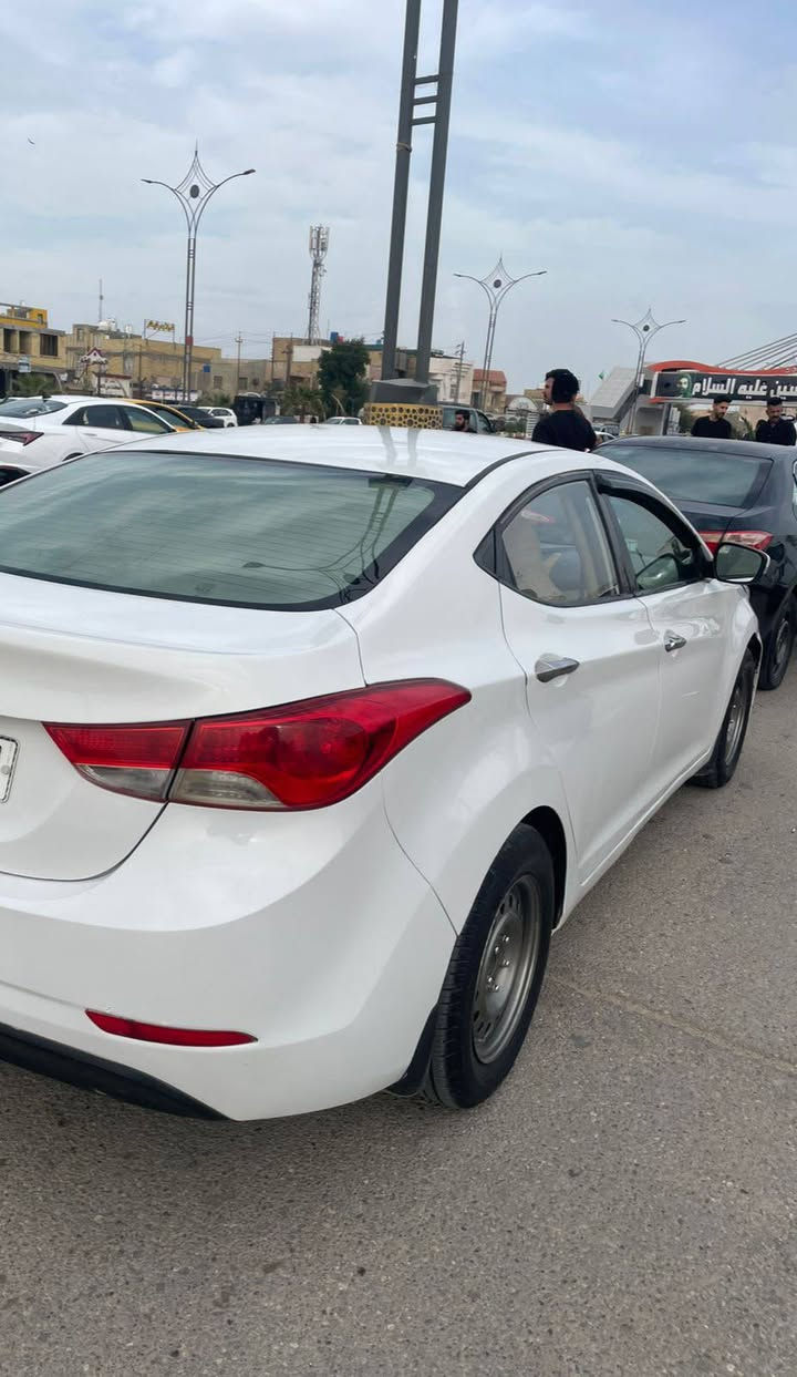 🚘 للبيع هيونداي إلنترا 2014خليجي
🔹 الموديل: 2014
🔹 المواصفات: خليجي
🔹 المحرك: 1600 
🔹 السعر: 88 
🔹 السعر قابل للتفاوض
🔹 السيارة خالية من الكص والعيب الشرعي بأسمي مداور ثاني يوم 
المكان :الناصريه 
📞 للاستفسار والتواصل: ***********
