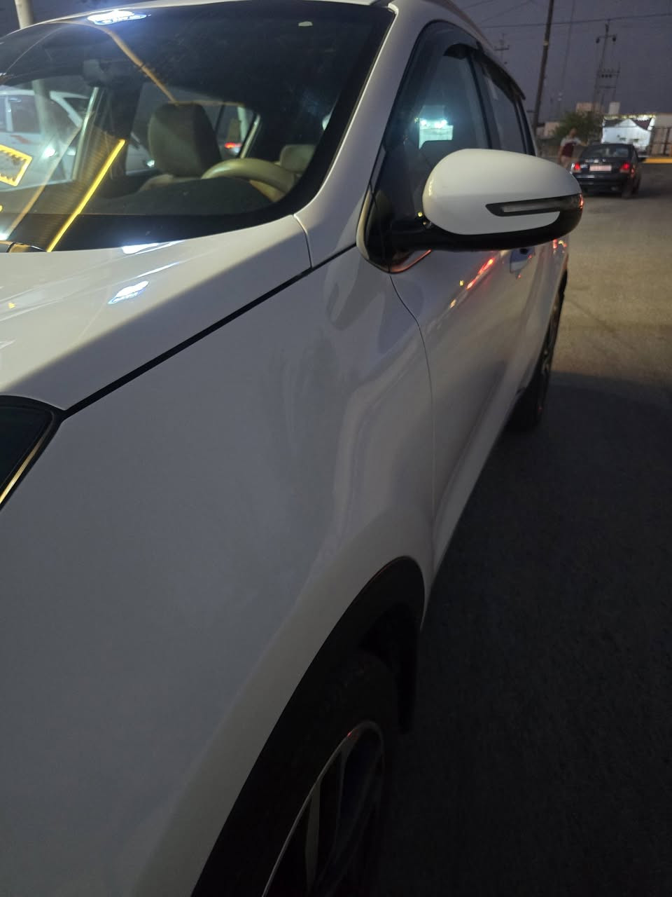 سبورتج ٢٠١٩ نص فول بصمه حساسات سيارة مالت بيت نضيفه بيه بارد جاملغ وبارد جنطه بدون صبغ سياره جاهزه ومدوشمه ارضيه وكشنات مكان السياره كربلاء سياره خليجي
سعره ١٨٧ وبيه مجال حك الجيه ***********

