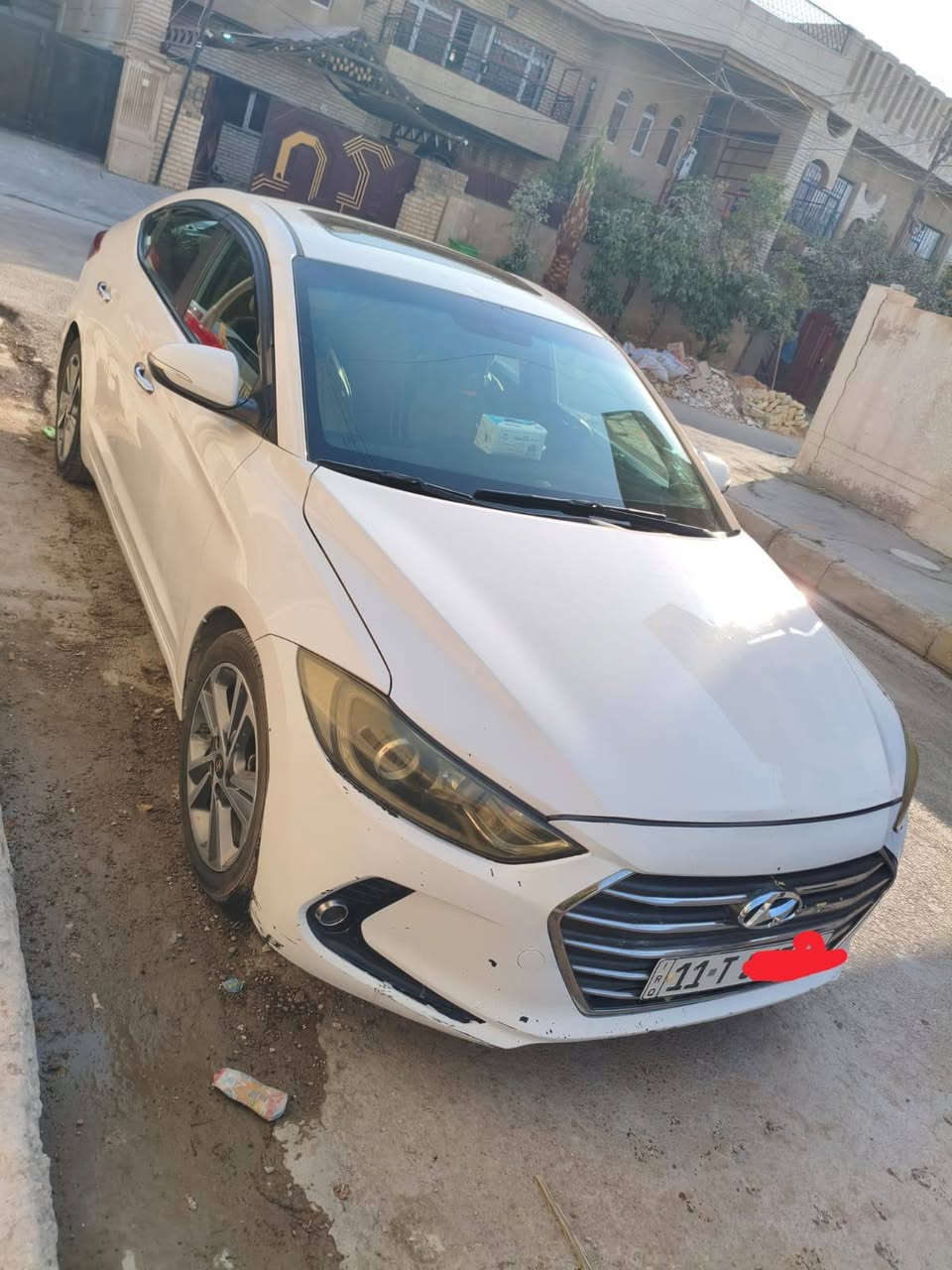 سلام عليكم الانتر موديل 2018 خليجي 
السياره جدية كلش بمعنا الكلمه وكلشي موضح بل صور حته السونار موجود واي ستفسار اتصل *********** تحياتي الكم بغداد, العراق
