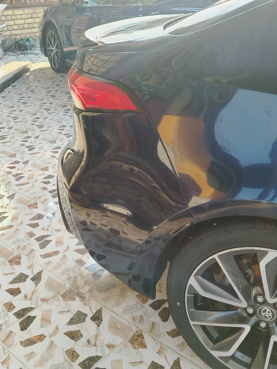 للبيع  كورلا وارد امريكي موديل 2020 اس اي مكينه 2000 طاحونه رقم بصره معوقين بشهر ال 4 اصير حره احولك بسمك مباشر سياره بيها مكانات صبغ وتبديل باب السائق نفس اللون بلاد سياره حداده وتخم تاير هسه شادهن مكينه خير من الله لا تنقيص ولا تبخير فقط عندك الكير بي مشكله من يحمه يضل ما ينمر ويخربط مكاني بصره ابي الخصيب السعر 90 ورقه ***********
