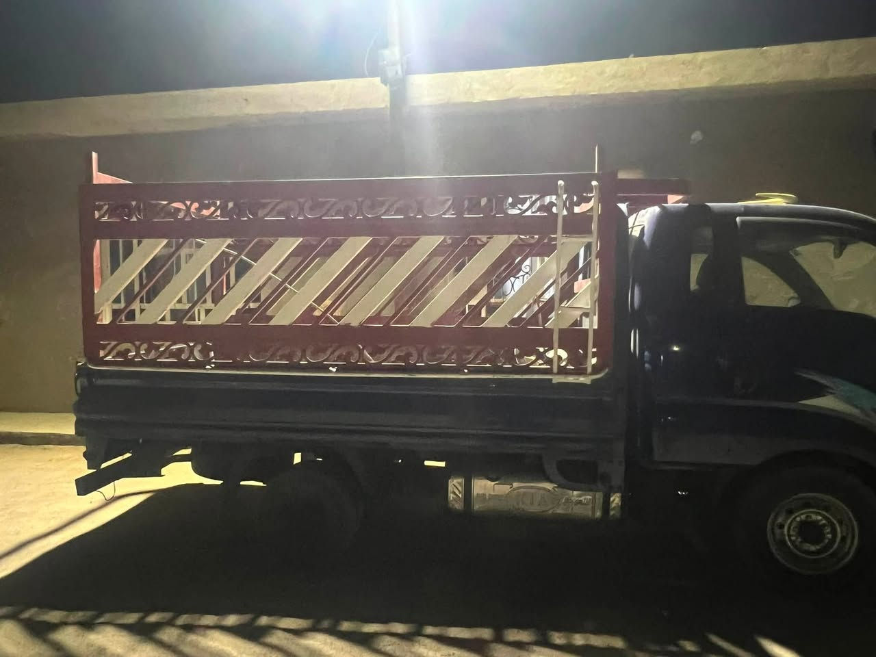 السلام عليكم محجر كيه نثيه البيع نظيف كلشي مابي. نقص بس شبجه السعر 300 بي مجال مكان بغداد المعامل***********
