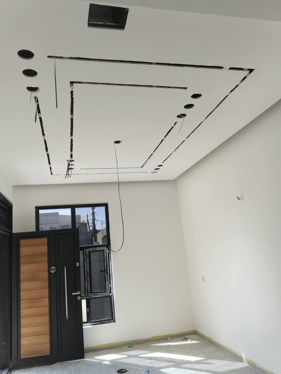 العنوان ديالى بعقوبه🏘
صبغ الدور . كادر متخصص .كافه انواع الاصباغ والديكور🏠  صبغ داخلي وخارجي 
 . ورق جدران .جبس بورد. ديكورات عامه 
  تغليف الجدران (ورق جدران).(سقوف ثانويه) .( زجاجي). (سحبات)..(بديل الخشب والرخام )
مانع رطوبه بجوده عاليه للاسطح 
ديكورات عامه . اسعار مناسبه .
دقه في العمل . سرعه الانجاز . ⚒️⚒️
للتواصل مراسله الصفحه او الاتصال على الرقم التالي
***********
اتصال + واتساب
@إشارة 
#متابعين

نص مكتوب في الصور:
- @gazoi4