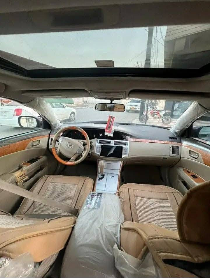 گێڕو مەکینەو تەبریدو تەقەو ڕەقەو کارەبایو گشت گیانی بە شەرت چرکەی تیا نیە کامل مەسرەف کراوە برێکیشی بەستراوە ناو زەرد ناوی لۆک لۆکە شاشەو کامیرایە کوشن جلدو کوشن کارەبایی زۆر پاکوو جوانە سەیارەکە ناو دەرەوەی لۆک لۆکە نرخی 51 گڵاو مەجالێکی زۆر کەم
ئەڤەلۆن بڕاوەی دوبەی کۆدی هەیەو کۆدەکەی بە ناوی خۆمەوەیە بێ کێشەیە 
***********
***********
شوێن چەمچەماڵ
گێڕو مەکینەو تەبرید ساردو گەرم تەقەو ڕەقەو کارەبایو گشت گیانی بە شەرت چرکەی تیا نیە کامل مەسرەف کراوە برێکیشی بەستراوە ناو زەرد ناوی لۆک لۆکە شاشەو کامیرایە کوشن جلدو کوشن کارەبایی زۆر پاکوو جوانە سەیارەکە ناو دەرەوەی لۆک لۆکە نرخی 51 گڵاو مەجالێکی زۆر کەم
