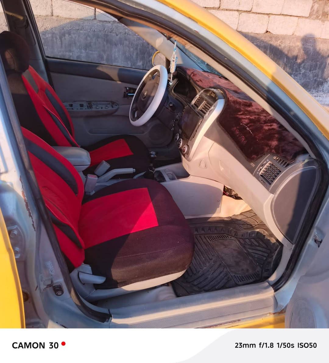 سبكترة موديل 9 كير عادي رقم واسط نكليزي هزة وسنوية جدد مكينة كير تبريد بشرط سعر 60 مراوس يرهم مكان ديالى بعقوبة  متواجد عل فيس ‏‪***********‬‏
