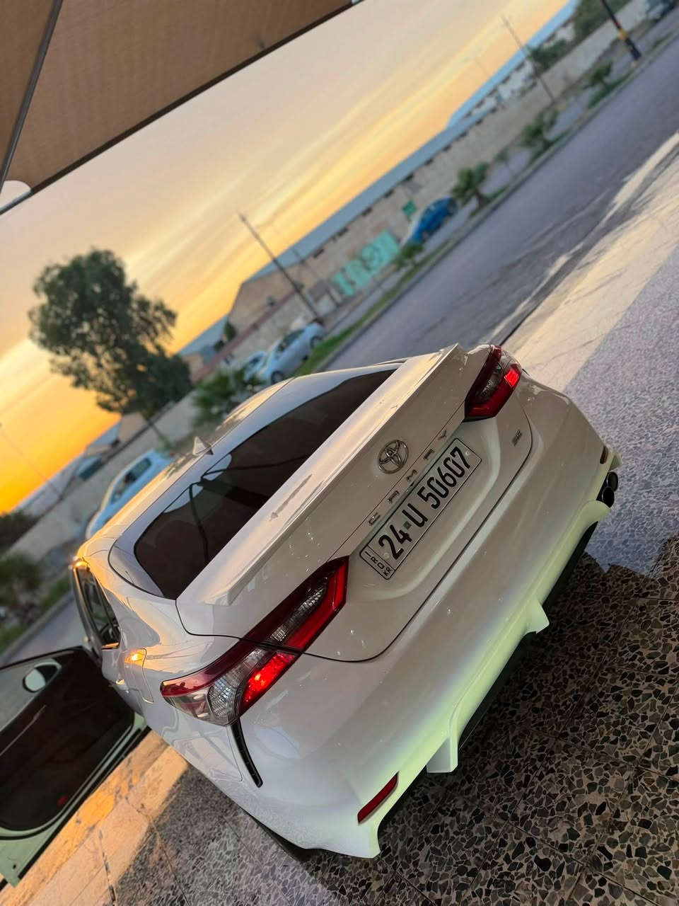 كامري SE • ٢٠٢٣ • شبر صبوغ