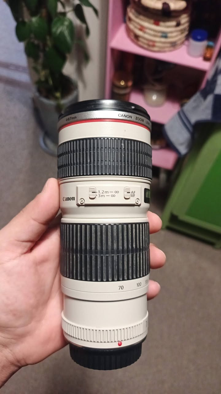 عدسة كانون 70-200 F4
نظيفة وخالية من العيوب و الاعطال 

السعر 550 الف دينار 
السعر بي مجال بسيط للشراي 

موقع العدسة النجف الاشرف

للتواصل واتساب 
 ***********
