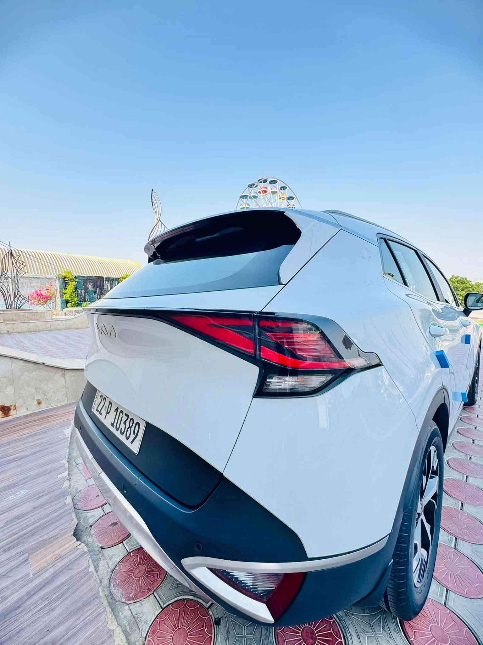 اسعد الله ايامكم بكل خير
الحلال للبيع للبيع او الامراوس كيا سبورتج (2025) خليجي ✅
Kia sportag
وكاله خليجيه كفاله عامه على وضع الشركه كلشي بيها شركه و بلادي عدا pdr كد اربع اصابع و الباقي كفاله من الرصعه و الشخط و البارد و التبديل و الصبغ ..
السياره لله الحمد على ايد وحده من استلامها و هيه زيرو 0
رقم اربيل باسم شركه تريد تحويل تريد وكاله موجوده
ماشيه 38 الف كم 

المواصفات:

♦️محرك 4 سلندر DOHC 2.0 MPI
♦️القوة: 147 حصان
♦️گير أوتوماتيك 6 سرعات
♦️رادار جانبي 
♦️ويل قياس 18 مع تخم تاير نيكسين 
♦️شاشة معلومات وسطية كار بلي متصل
♦️بلوتوث + أوامر صوتية
♦️كاميرا خلفية دواره 
♦️حساسات أمامية وخلفية
♦️بيها نظام المنحدرات  
♦️تشغيل بصمة + دخول ذكي
♦️ تحكم ستيرن متعدد
♦️مثبت سرعة + وضعيات قيادة 4 وضعيات
♦️اوتو هولد +هاند بريك بصمه 
♦️مقياس ضغط الاطارات
♦️مرايات شفط فول كهرباء 
♦️إضاءة LED أمامية وخلفية
♦️حساسات مطر + تعتيم مرآة داخلي

السعر 205$ و بيها مجال بسيط للشراي 

للمعلومه السياره جاهزه من كلشي مكينه كير على وضع الشركه حداديه امامي خلفي وكاله باتري وكاله 
حتى سبيرها ما نازل و لا العده مستخدمه و كل براغي السياره حتى البلاستك باقي بالخط الازرق مال الشركه 

🏠 مكان السيارة : النجف الاشرف  🏠
📌للاستفسار الاتصال  عالرقم التالي :

***********رقم تلفون 
.
.
