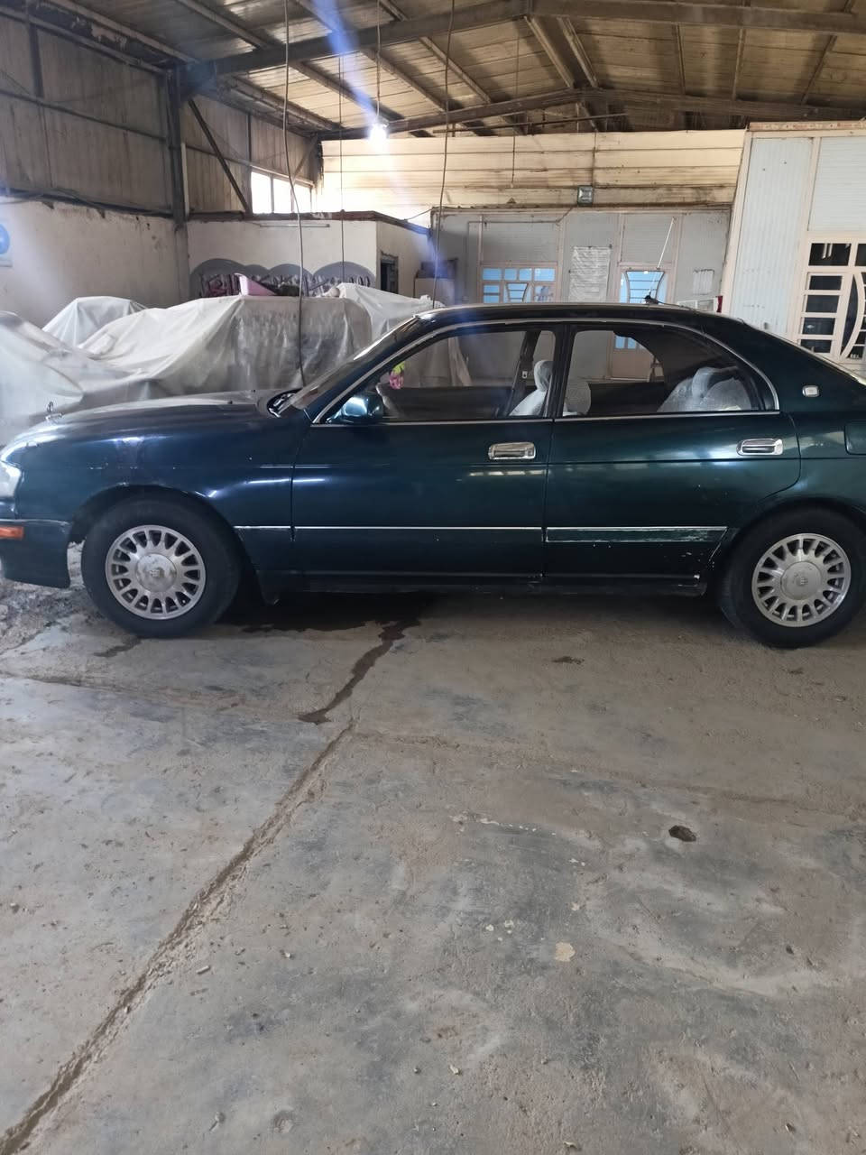 بطه متصل موديل93صبغ بلاد للبيع مكفوله من الكص ونقل الجثه. والاصوليات.. بأسمي سنويه28.. مكينه وكير وتبريد تخم تاير.. السعر 55 وبيها مجال للشراي مكاني بغداد مدينه الصدر. تليفون  ***********
