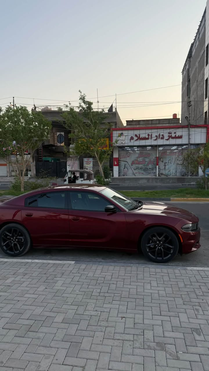 جارجر 2023 SXT 

لون ماروني 

6 سلندر 3.6

ماشية 22 m 

رقم بصرة باسمي تحويل باسم المشتري مباشر

وارد امريكي قطعتين تبديل الجاملغ الامامي الايمن والبنيد 
سيارة جديدة على وضع الشركة مواصفات معروفه لون مميز شاشة كبيرة لمس دخول ذكي مكان السيارة بصرة السعر 249 وبيها مجال 
*********** موجود واتساب واتصال
