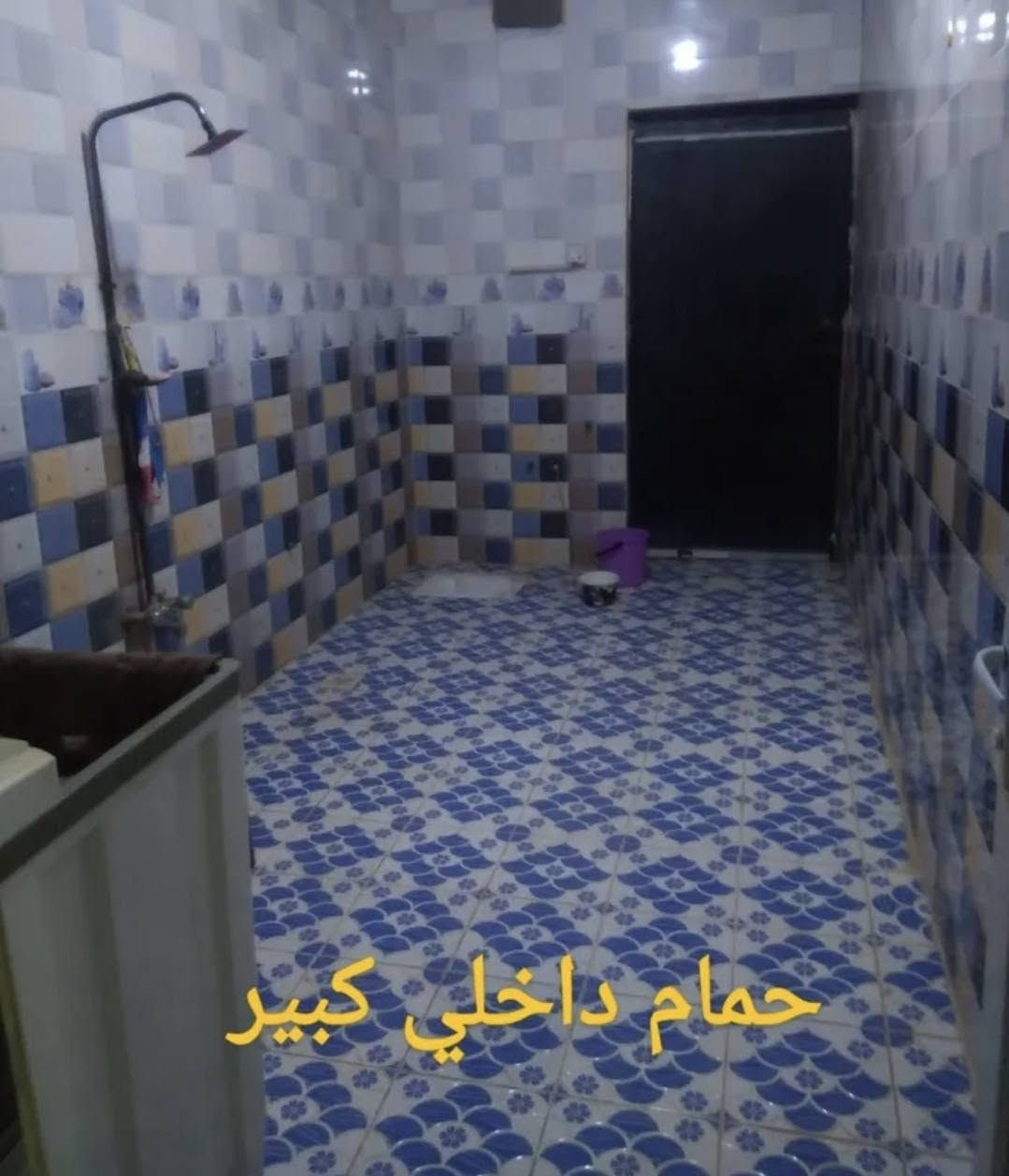 القبله حي الجامعه • ٣٠٠م • ٤ غرف