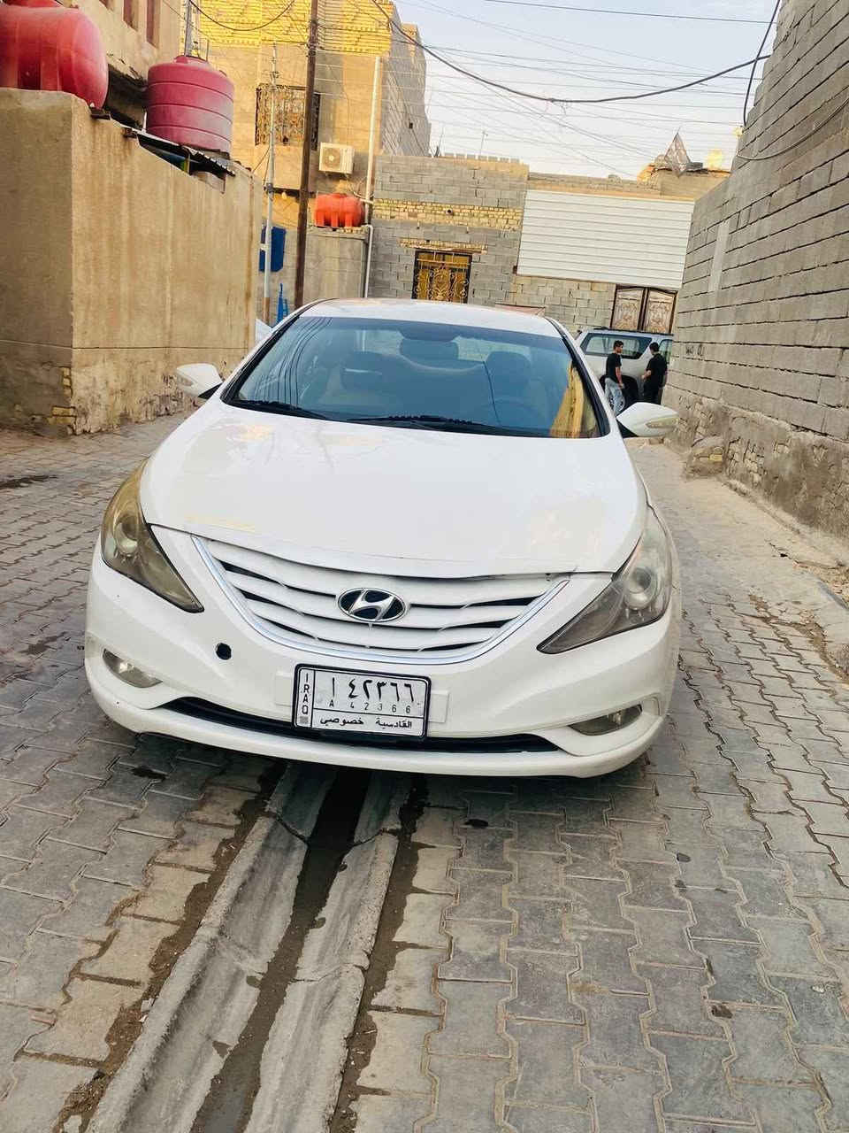 سوناتا موديل 11 خليجي شركة العامة 
سنوية جديدة بسمي تحويل ثاني يوم 
كير محرك تبريد حدادة خير من الله
تخم تاير جديد
لايت زنون
غرفة جديدة كلة مغلفة
حادثة خلفي وتم تبديل كص جنطة 
وبيهه رشات صبغ 

سعر 77 وبيهه مجال كلش قليل
 
*********** Singapore
