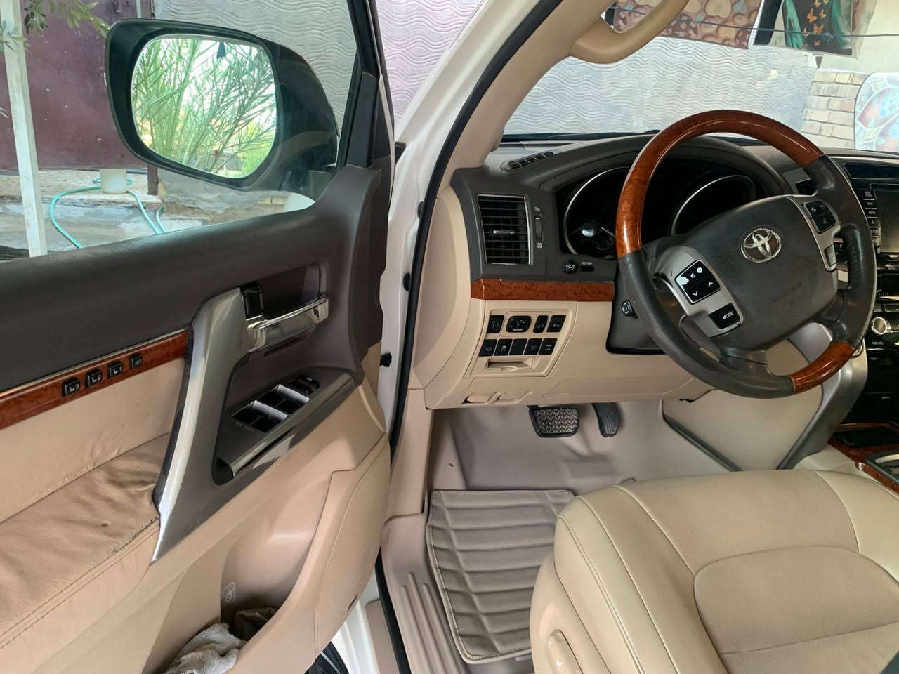 مواصفات لكزز معروفه محرك5700 vxrتبريد كشنات كسنين كهرباىي خزن ميموري سترين كهربائي صندق كهربائي خمس بصمات حساسات كامرات مكاني بابل ***********
