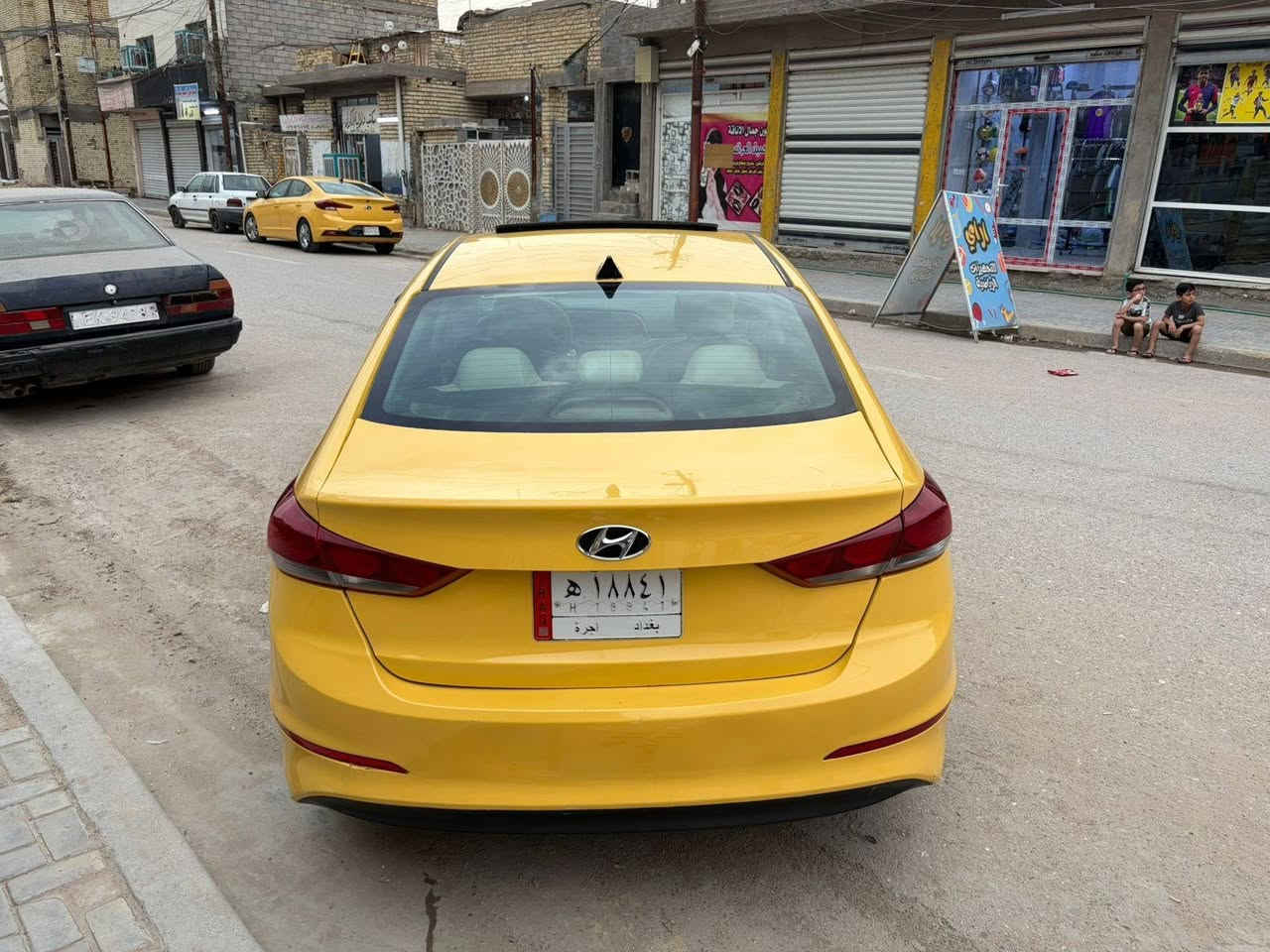 ياالله
السلام عليكم

النترا للبيع17 لمتد

مصفرة هيئه وغرامات سنويه جديدة باسمي هزة جديده 
رقم انكليزي 

للبيع كفاله ماعده ضررها 

في امريكه ربع البونيد 

بدون شاصي ولغد  

سونار جديد 

بجم كبس 

تخم تاير جديد 

صدر امامي خلفي 

فول موصفات للخير 

مكينه 2000 دوش 

كير AT

فتح تحكم ستيرن 

جهتين مانع انزلاغ 

مثبت سرعه 

كشنات تدفئه 

٣وضعيات قياده 

فتحه +بصمه 

منضومه زنزن 

مكان السياره بغداد الحسينيه 

السعر والاستفسار اتصل 

على الرقم *********** 

السعر 118 وبيها مجال حك الجيه فقط
