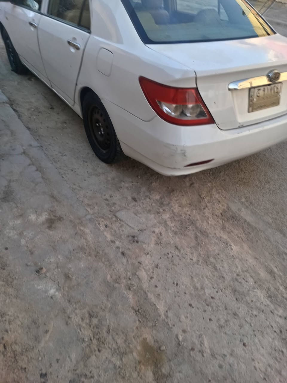 سلام عليكم بي وايدي اف 3 موديل 2011 بغداد لبيع سياره تخبل اجمل من الصوره مكاني بغداد البياع تقطع درويش 
***********
