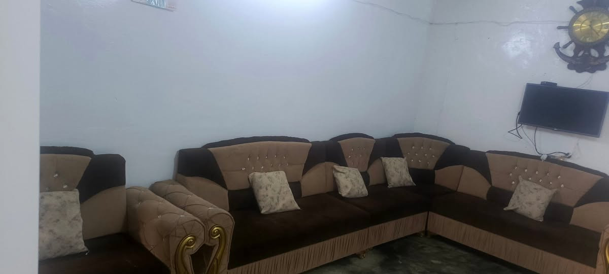 طقم كنب • صالون • للبيع