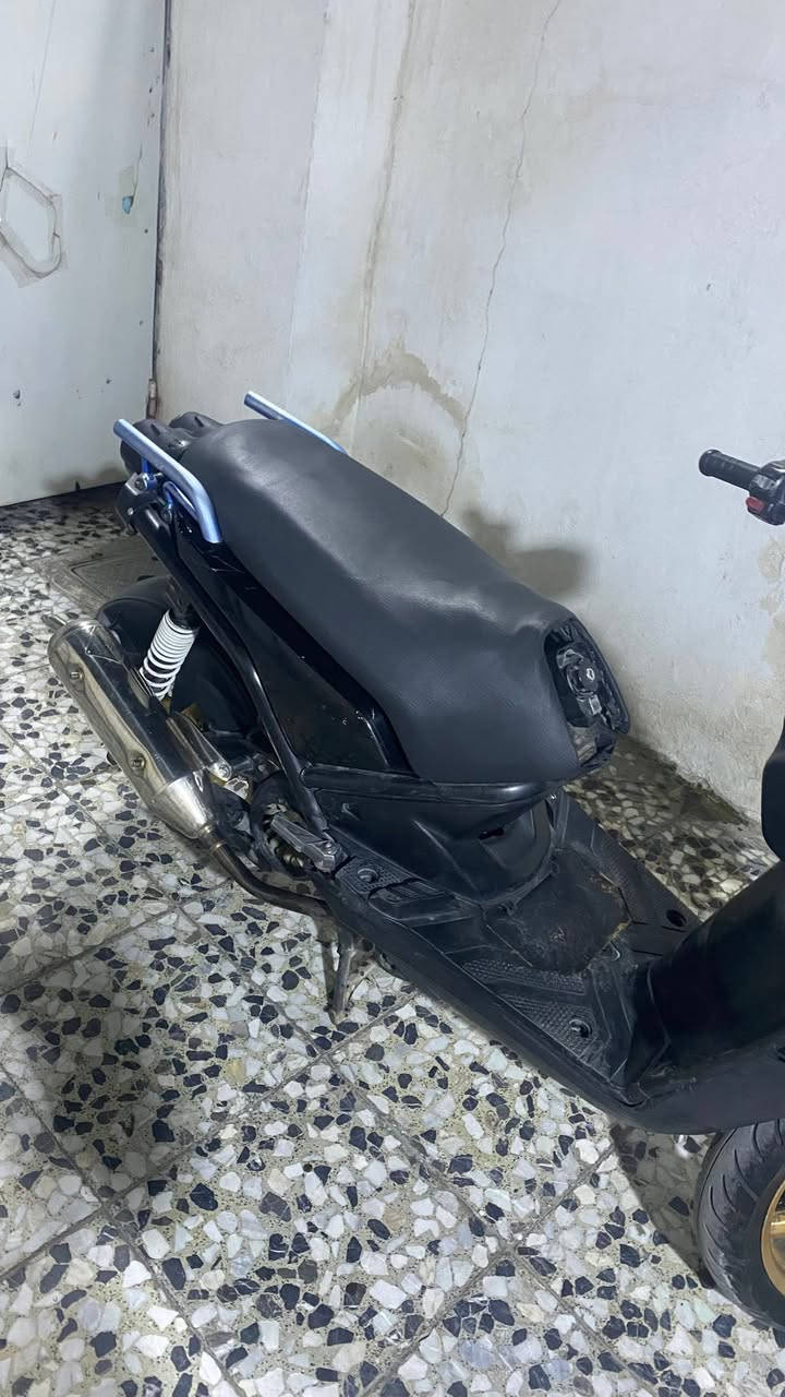 سكنس جبلي للبيع مستعجل عله بيعته الدراجه بيه كلجات ادامه الهن عنوان لبياع حي الرساله سعره 700وبيه مجال ***********
