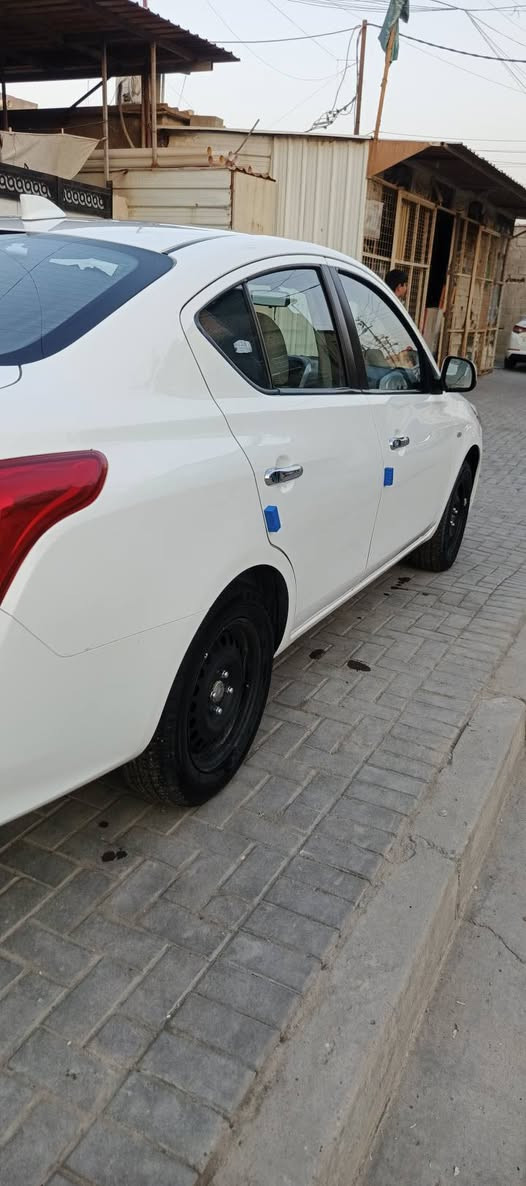 للبيع
نيسان سني مديل 25 تحويل وكاله بشرط السياره بيهة بارد باب الصدر ولباقي كفاله السياره عل بلاد المو شراي لا يتصل 
السعر 123 مكاني البصره ٥ ميل 
الشراي يتصل ***********
