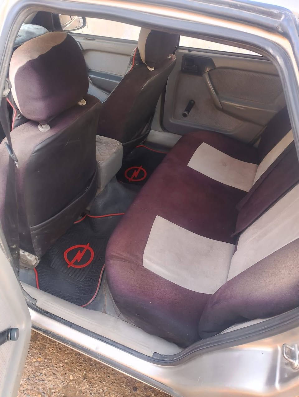🚗 أوبل فكترا (Opel Vectra) للبيع 🚗
✨ سيارة نظيفة ومتكاملة وجاهزة للاستخدام ✨

🔹 الموديل: 1991
🔹 المحرك: 2.0L — حجم 2000
🔹 الكير: أوتوماتيك
🔹 الرقم: نينوى خصوصي (60766)
🔹 الشروط: بشرط التحويل ومكفولة
🔹 السعر: والتفاصيل على الرقم 💬

📱 للتواصل والاستفسار:
واتساب فقط: ***********
