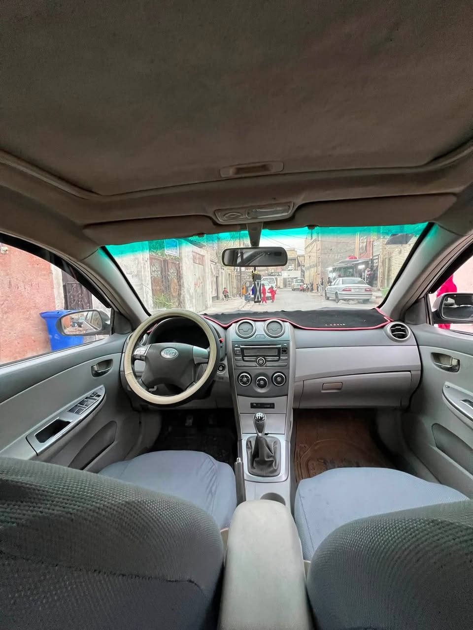 سلام عليكم سياره BYD G3 سياره كير عادي مكينه هونداي سياره خير من الله ما بيه اي شي فد بيها طخطخات ب جاملق ونقص بيها تبريد  اما بعد اي نقص ما بيه لل علم رقم ديوانيه السعر 45 وبيها مجال  لل استفسار واتساب *********** رقم هاتف ***********
