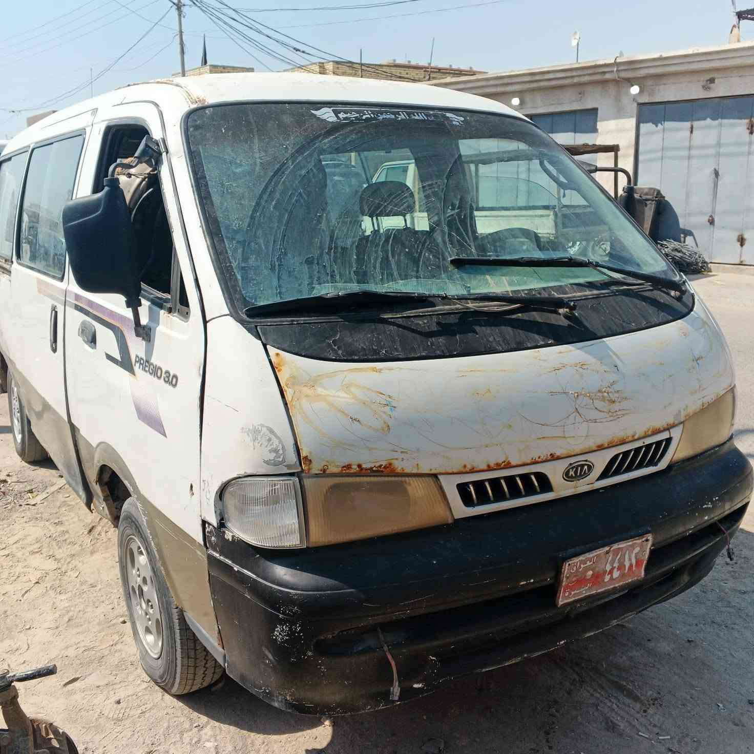 سلام عليكم، بريجو مديل ٢٠٠١ معلايه ٦،رقم احمر ابيع بدون تحويل سياره بديه حلو دواخل حلوه وجاهزه محرك جديد وناعم العنوان بصره ابي الخصيب ***********/السعر ٢٢ ورقه
