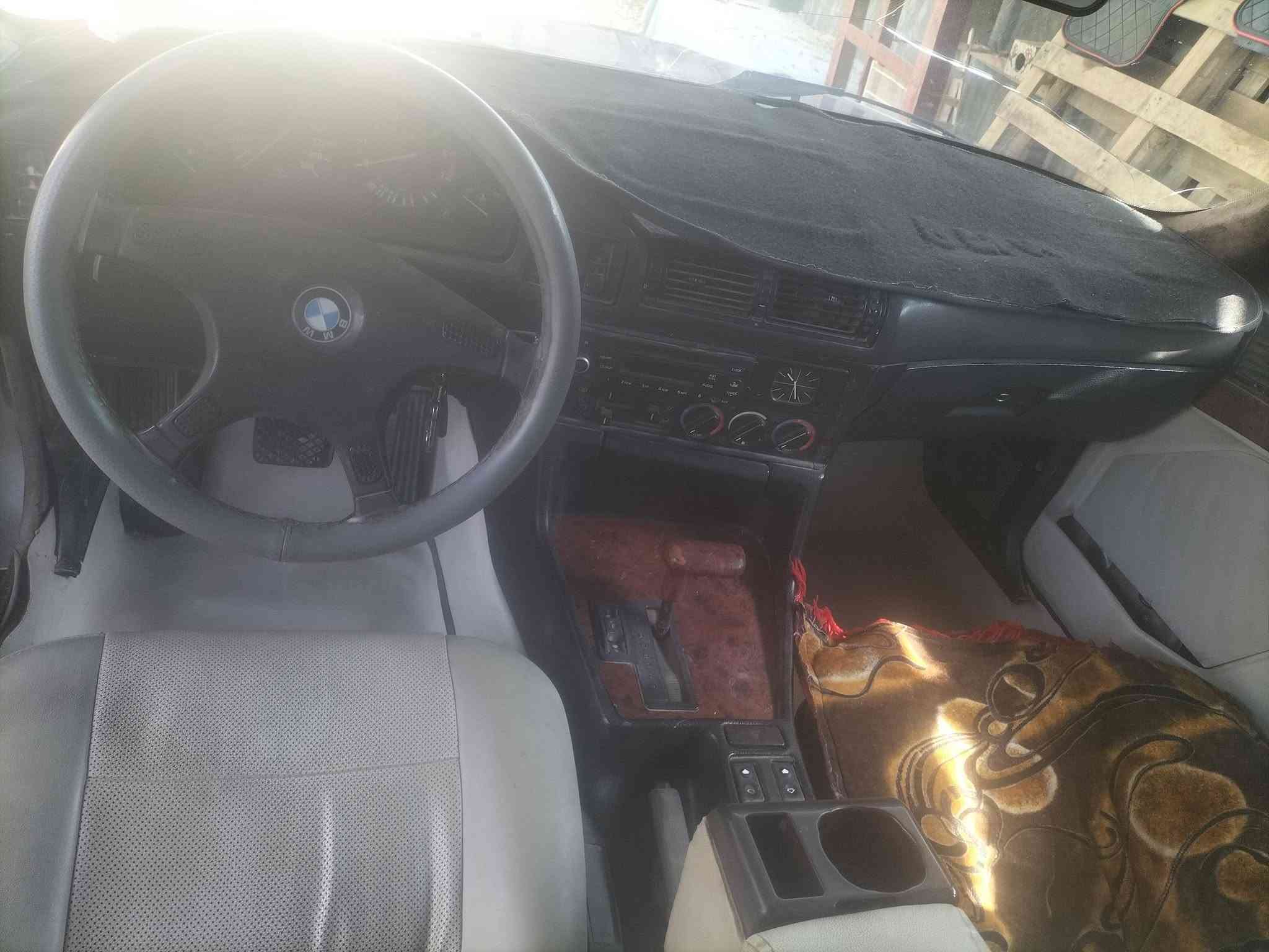 السلام عليكم
اBMW 525 مشروع وطني بأسمي محور كير ومكينه vvt للبيع شرط التحويل السعر 45 وبيها مجال مكاني ديالى الغالبية قرب سيطرة الغالبية للأستفسار التواصل على هذا الرقم 
***********
