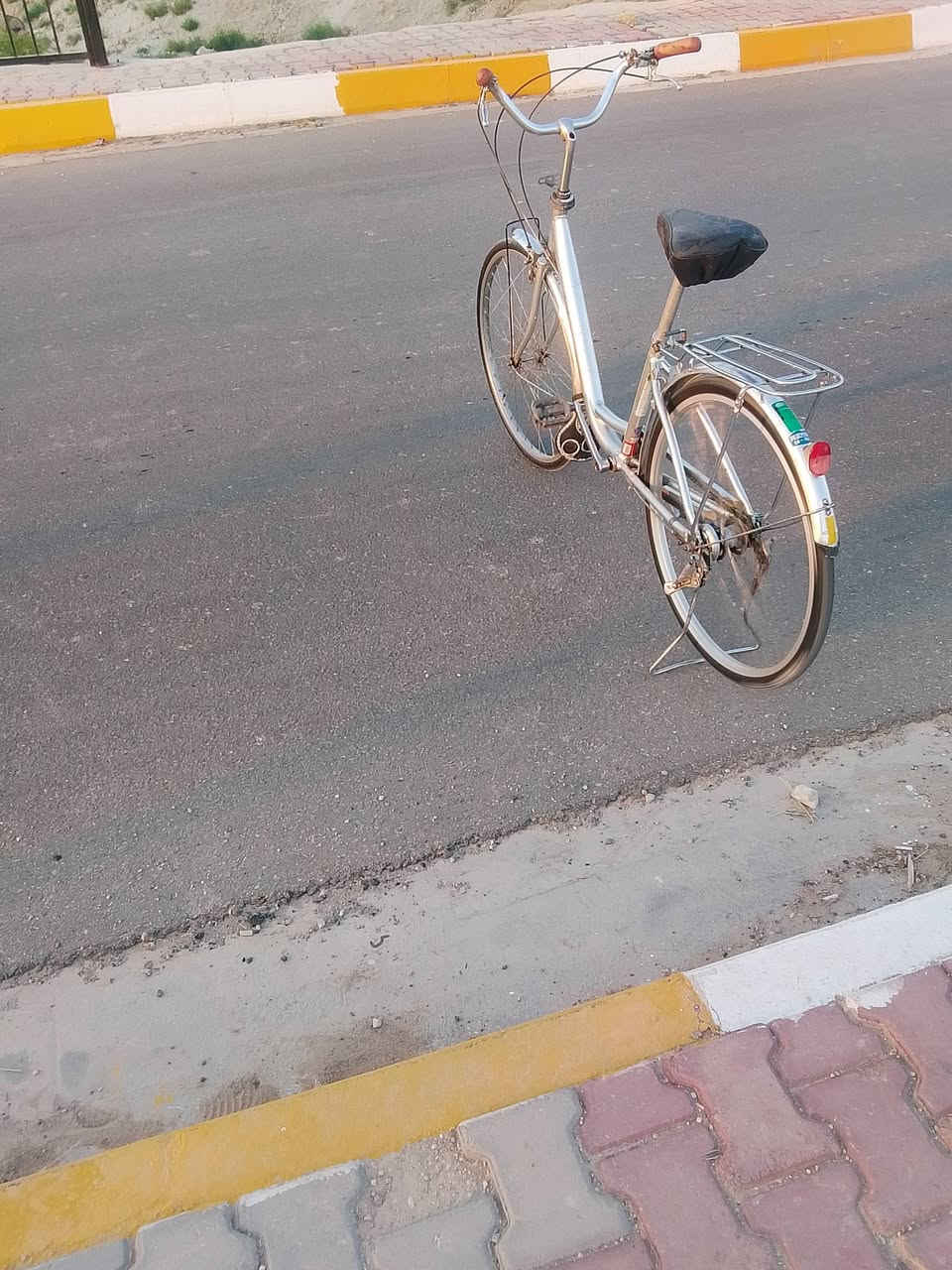 باسكل للبيع سعر 60الف وبيه مجال الاستفسار على رقم ***********او خاص
