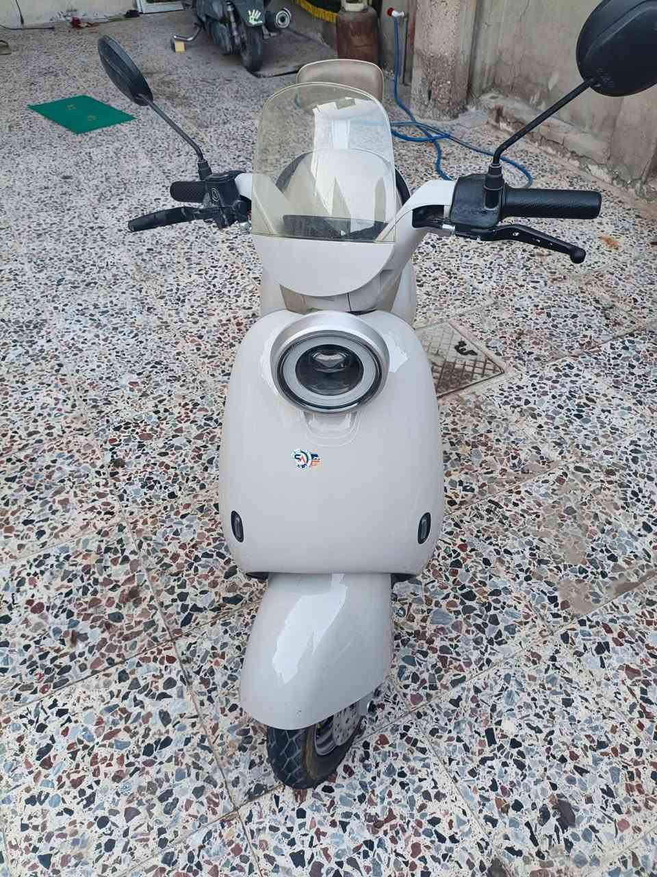 دراجة شحن اربع بطاريات الدراجة نضيفة انضف من الصورة استخدام قليل الموقع تاجي حسن العسكري السعر 350 للتواصل ***********
