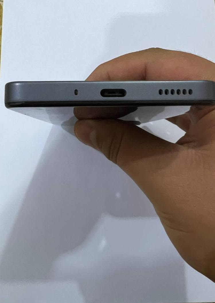 السلام عليكم تلفون  بوفا 7 التره 5G 256 عشوائية 16 جهاز نضيف 100% السعر 430وبي مجال العنوان كربلاء طوريج للاستفسار *********** واتس اب
