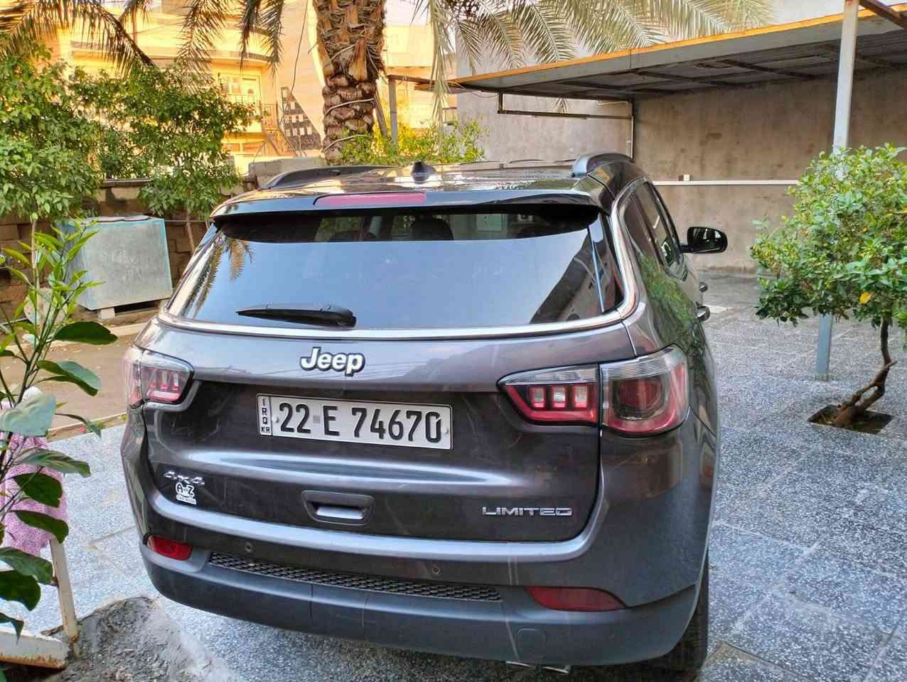 جيب كومباس اقساط
مقدمة 70 وبالشهر 500 الف 
السعر الكلي 165 قفل
2021 لمتد فول عدى البانوراما 
مكينة 2400 
ماشية 47 الف ميل 
قطعتين تبريد 
تدفئة كشنات وستيرن 
كشنات جلد
كشن كهرباء 
شاشة جبيرة كار بلي 
4 وضعيات قيادة 
فور ويل 
عداد شاشة كاملة 
سماعات هارمن كاردن عدد 8 
مكينة كير تبريد خير من الله 
مال بيت السيارة بأسمي تحويل ثاني يوم 
رقم اربيل 
0 غرامات 
منضومة بانزين جديد اصلي 
كاملة بس نقصه تبديل هايدروليك الكير 
سونار مرفق بالصور 
صور الحادث مرفقة
ايرباك فقط بردة
اوتو ستوب هندبريك كهرباء 
***********

