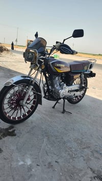 جديد • ٢٠٢٥ • ٢٠٠