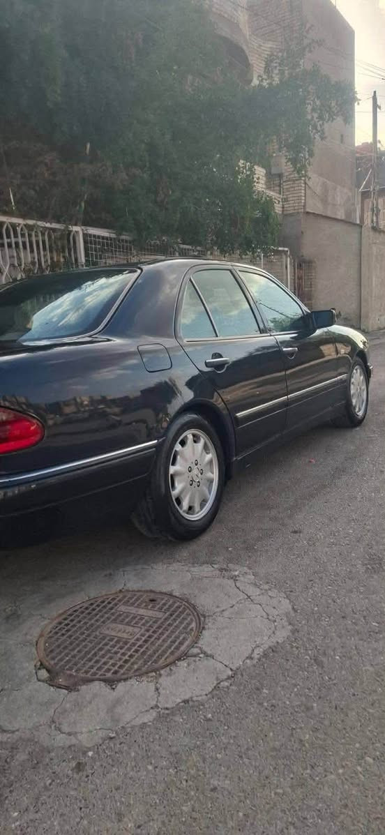 مرسيدس ام عيون مديل 97 رقم بغدادسياره صبغ جماليه فقط سياره حلوه شوفت عينك مانقصه كلشي سلايت روف شغال برده خلفيه شغاله صدر جديد تخم تاير كير مكينه مكفولات مكينه 320 عدله مرغوب مناقصه اي شي  
سعر 88 بيه مجال بسيط ستفسار ***********
