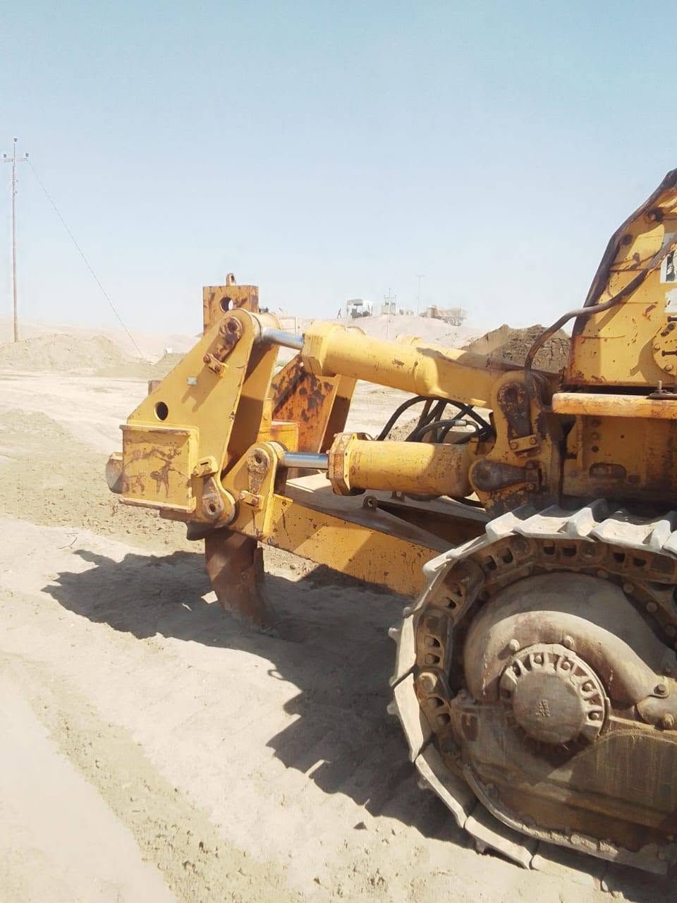 بلدوز • موديل ٨٢ • حزام ٧٠٪