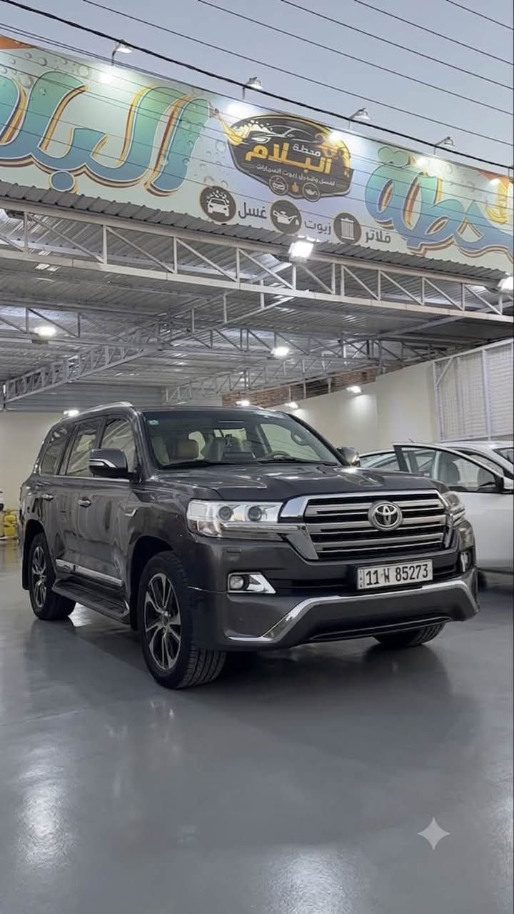 لاندكروزر GXR • V8 ٤٫٦ • ماشي ١٤٥ الف