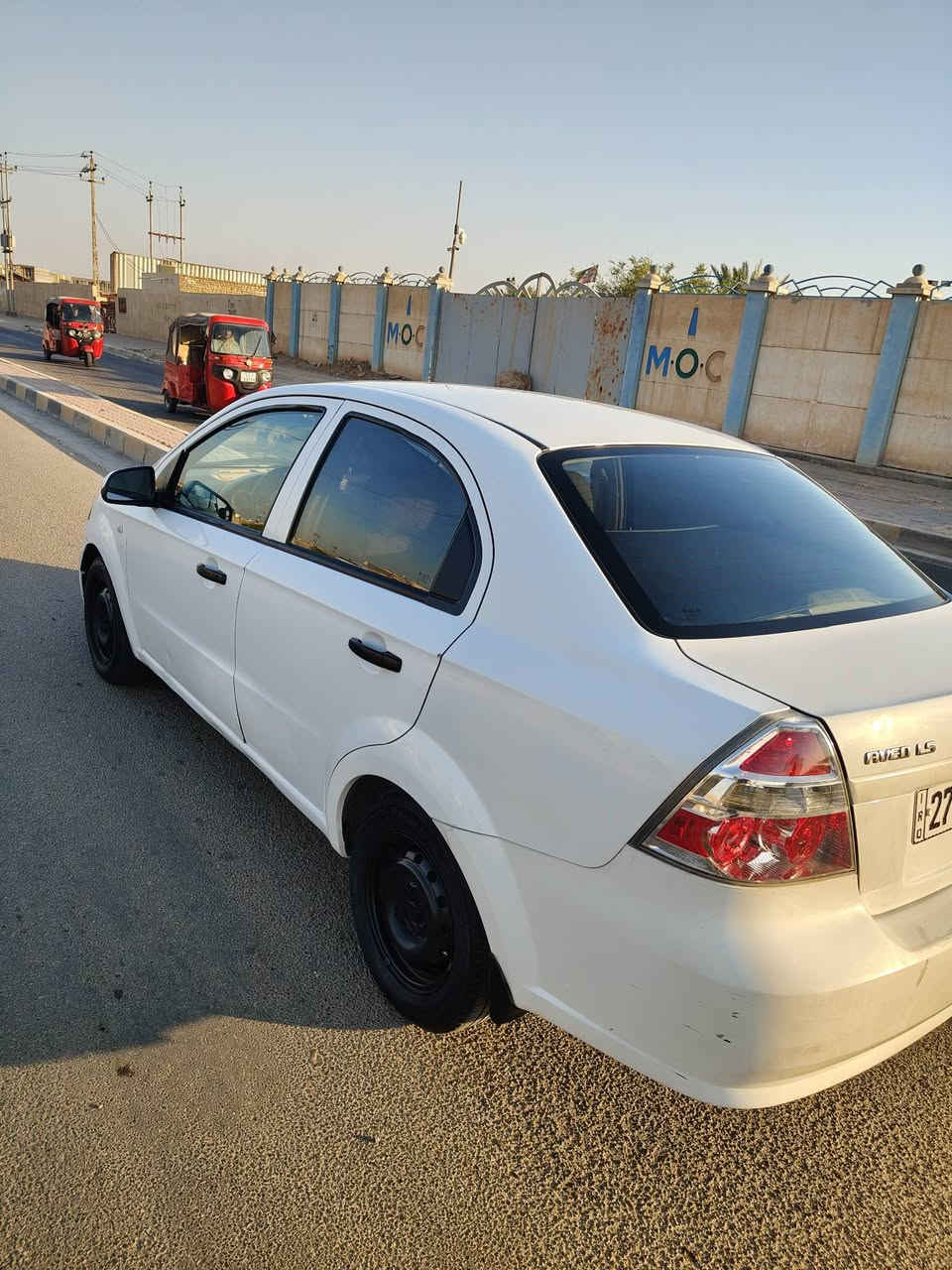 افيو موديل ١١مكينه ١٤٠٠مفتوح تبريد شغال حداديه جديده بيها باب السايق وجاملق مبدل فقط سنويه جديده وتحويل باسم المشتري ثاني يوم ب٥٧وبيها مجال للشراي ***********
مكان السياره ميسان
