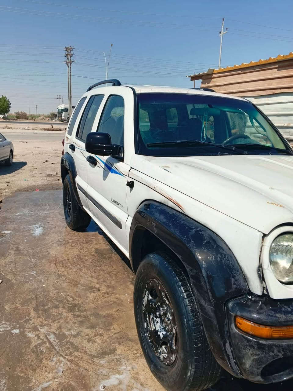 جيب ليبرتي مزاد الداخليه السعر 37بيها مجال للطيبين مكانها البصرة سياره للاتصال والاستفسار رقم موبايل***********

