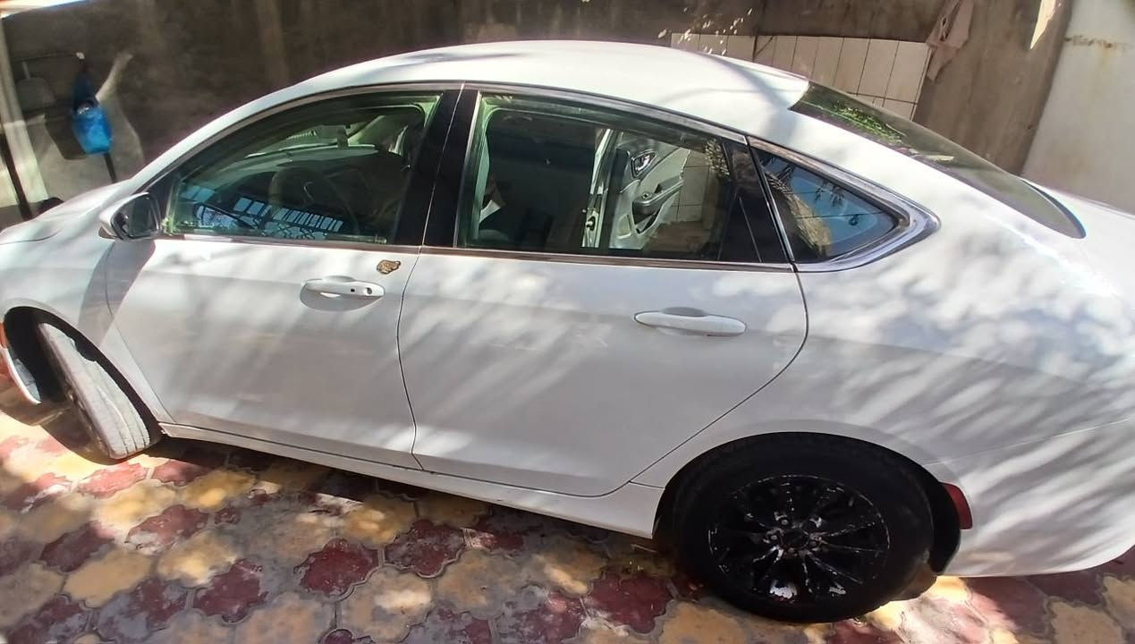 السلام عليكم 
كرايسلر C200 للبيع موديل 2015 مكينة 2400 اربعة سلندر تحكمات و المواصفات العادية للسيارة بيها باردات و السونار موجود و بيبان الصدر مفتوحات علمود التبريد و راجعات نفسهم والشواصي و المكينة و الكير شرط كفاله ما مفتوحات بالله  للتواصل ***********/ *********** السعر 96 و بيها مجال السيارة احلة من الصور و الباردات مأشر عليهم ممشاها 241 الف . حلة, بابل

نص مكتوب في الصور:
- رقم ميسان
- مركز السلطاني 4CH
- f السلطاني 4CH فحصنا لا يعرف الحدود
- الحله شارع 80 المؤدي الى كربلاء قرب أسماك الشجيري السلطاني
- *********** ***********
- الأسم مثنى عبد الزهره
- الموديل 2015
- نوع السياره سي ١٠٠
- تاريخ الفحص 2026\9\20
- رقم السياره ميبسان- 20529
- وقت الفحص م
- ملاحظه: نخلي كامل مسؤوليتنا بعد الفحص وتسليم التقرير الى الزبون
- الجانب الأيمن
- المصد الامامي
- الجانب الأيسر:
- المصد الخلفي
- التقرير النهائي للمركبة
- المركبة بصورة عامة مستعملة وتوجد رصعات وخدوش وكلمات اثر الاستعمال*
- بارد+تكحيل
- توجد رصعات في القماره+كلمات
- تم فتح الابواب الاماميه
- المصد الامامي تبديل+يوجد تكحيل في المصد الخلفي
- الكير والمحرك بحاله سليمه
- خدوش صبغ تبديل بارد
