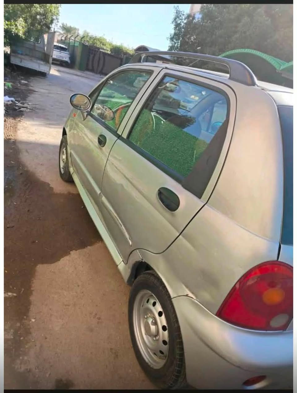 كيو كيو موديل 2012 للبيع  رقم بغداد  السعر 23 وبيها مجال *********** 📞
