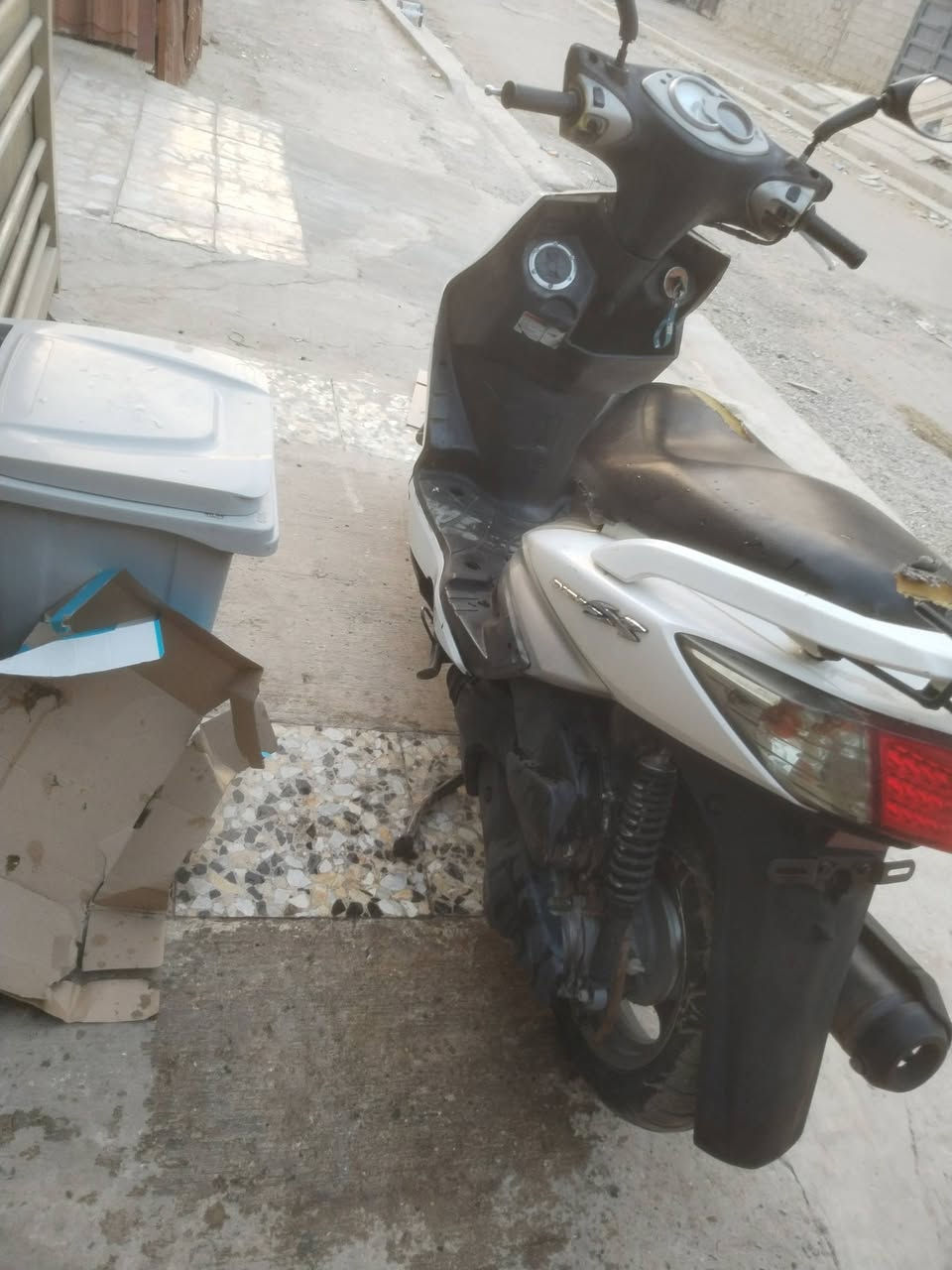 سكنس فحل نوزل كله شغاله اي نقص مابيه نضافه فول دراجه جديده لوك السعر ٧٠٠ بغداد المشتل ***********
