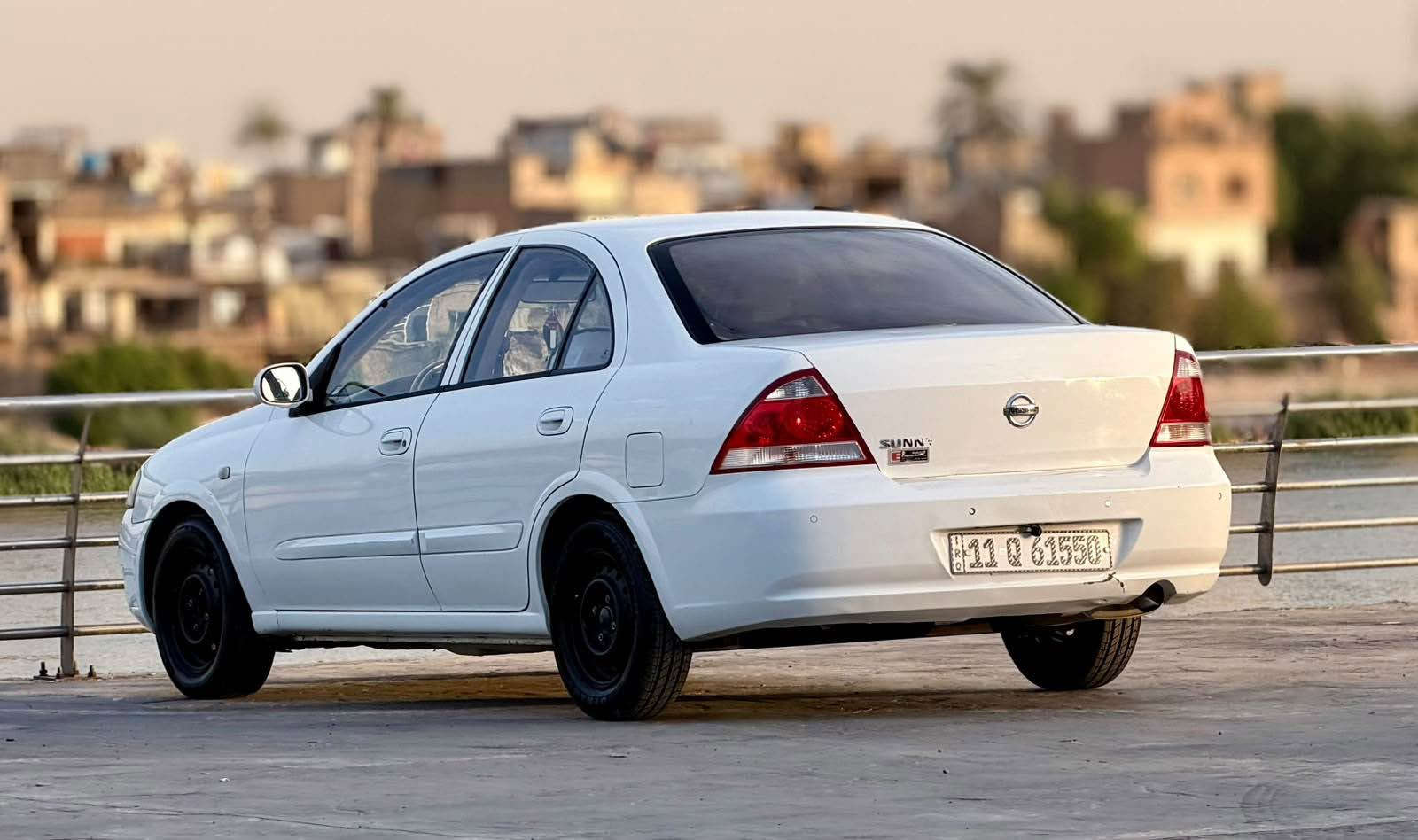 🚘 نيسان سني | موديل 2009
✨ لون أبيض، سيارة مرتبة ونظيفة

▪️ محرك 1500 CC
▪️ قير أوتوماتيك
▪️ تبريد ممتاز
▪️ داخلية نظيفة ومرتبة
▪️ تظليل
▪️ حساسات خلفية
▪️ السيارة جاهزة للاستخدام

📍 الموقع: بغداد
💰 السعر: يحدد عند الاتصال
📞 للاستفسار والتفاصيل: *********** بغداد, العراق
