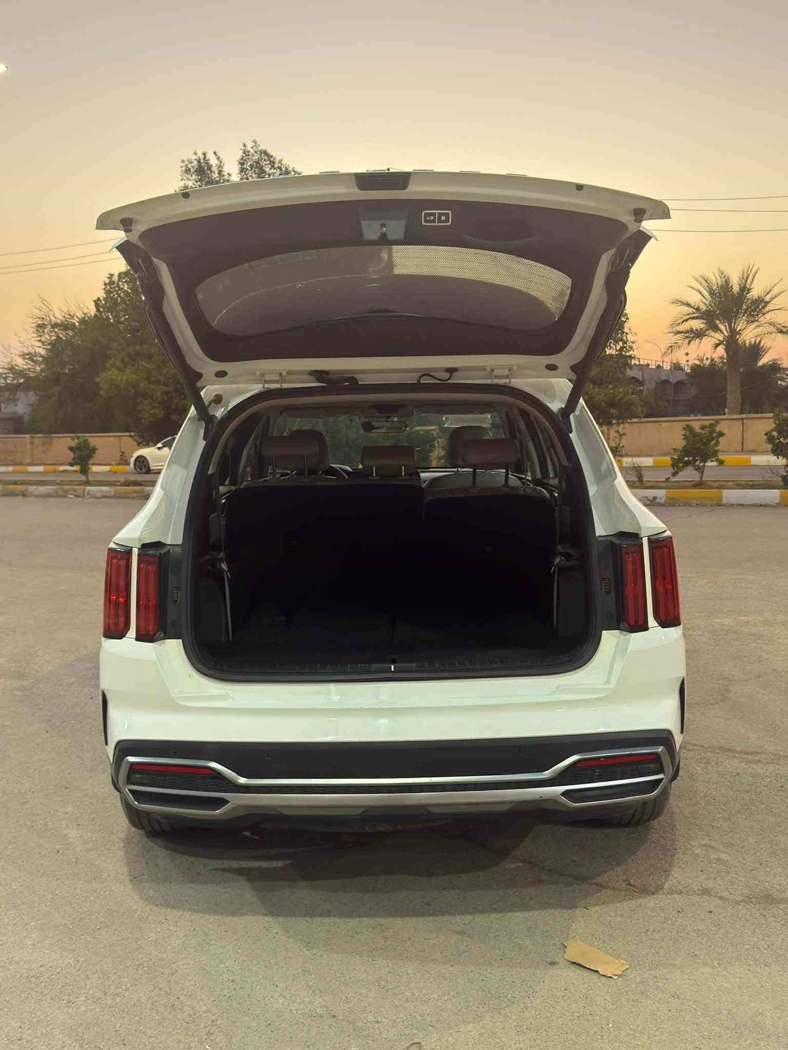 السلام عليكم سورنتو 
موديل 2021 
بسمي تحويل مباشر 
فول مواصفات ماعده بنوراما
مكفوله كفاله عامه ماعده بارد شبر بل باب 
سياره جديده مال جناي 
السعر 235
بل عافيه ع ياخذها 
الهاتف ***********
العنوان الناصرية مركز
