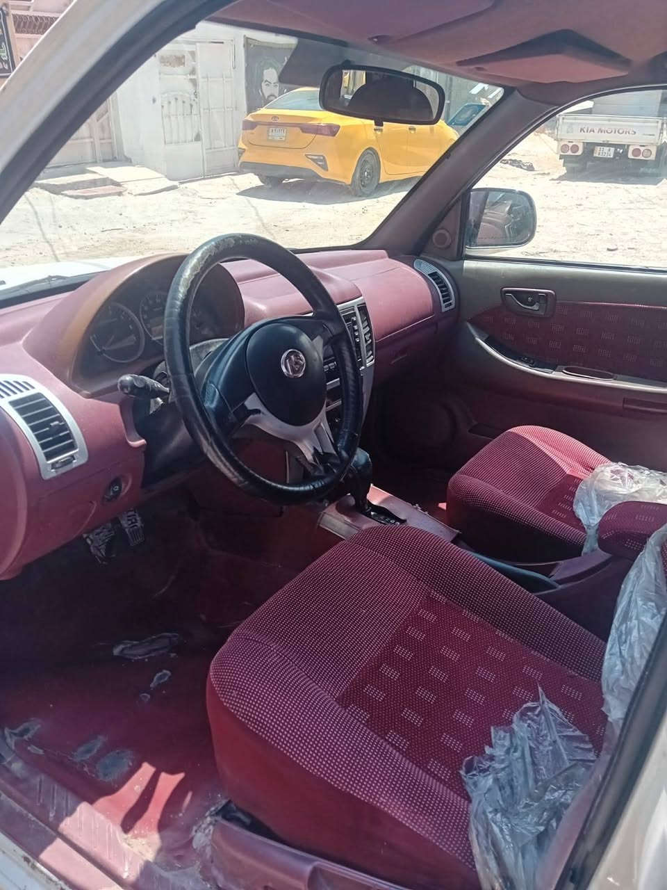 السلام عليكم بيكم دبل قمارة سكاي موديل 13 رقم بغداد انكليزي بأسمي مكينه وكير مكفولات سيارة مكفوله من الضربه والصبغ عدا هاي الموضحة بالصورة استلام من الشركة على ادينه كير اوتوماتيك العنوان بغداد البلديات اخوان الشراي يتصل السعر 52 الرقم ***********
