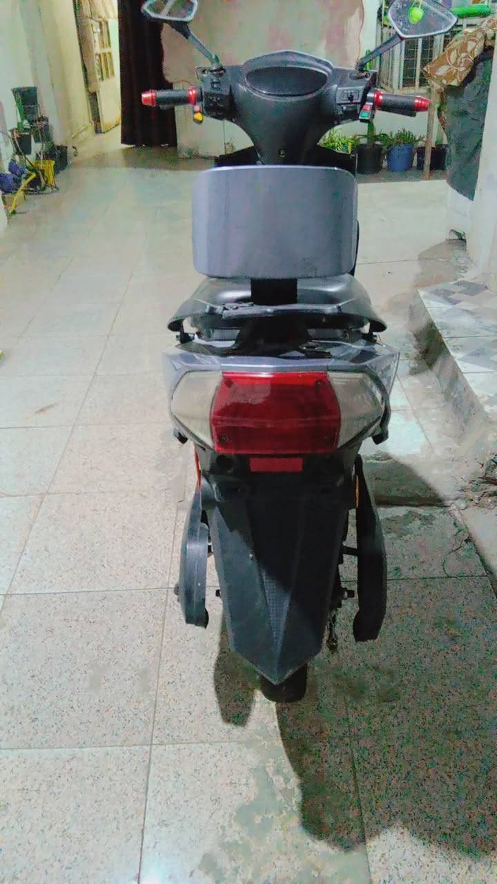 دراجه شحن بدون باتري السعر 325بيها مجال بغداد الحرية ***********
