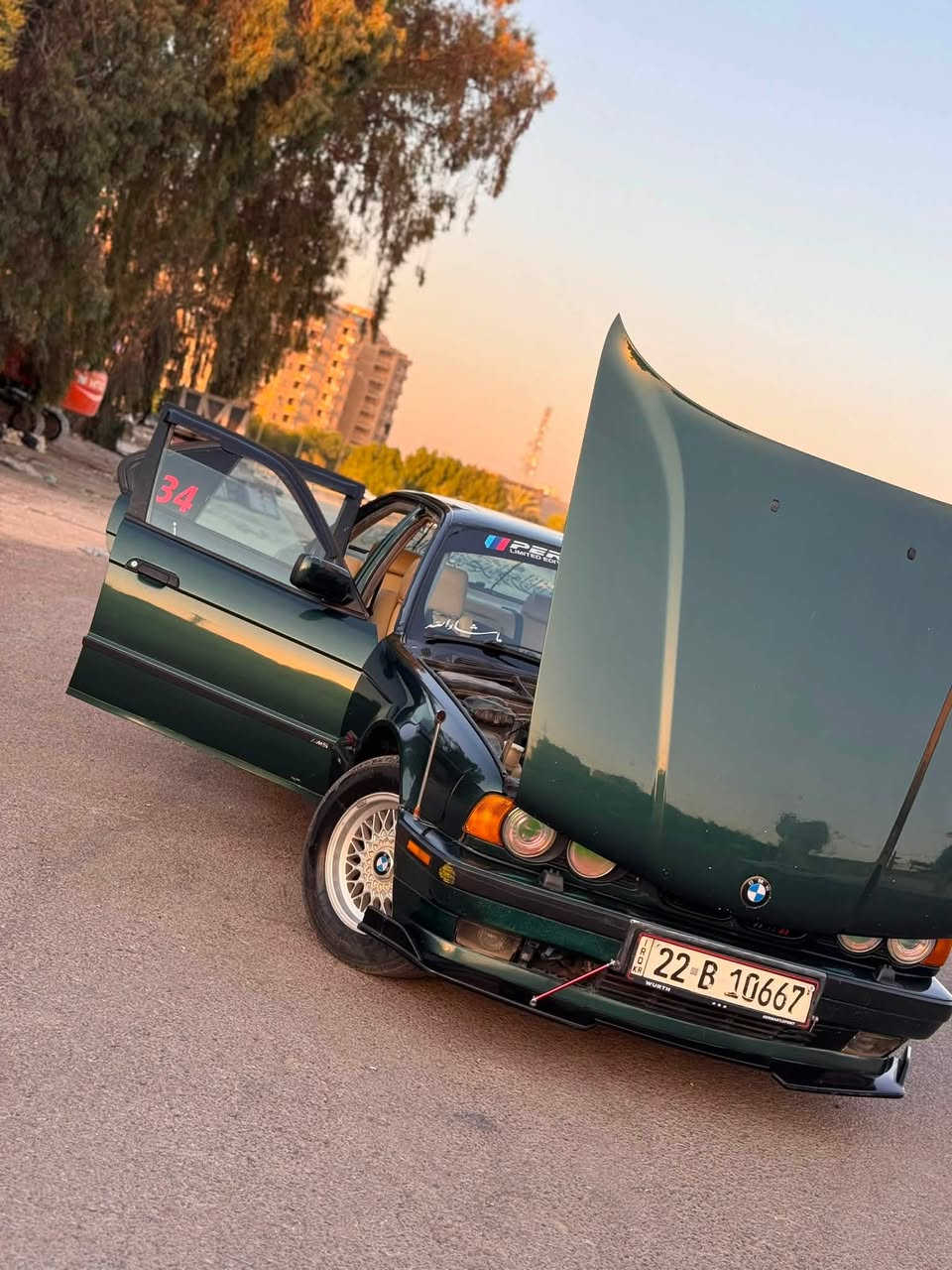 سلام عليكم شونكم شباب
بي ام525 موديل 1991 مصبوغه عام جماليه 

سياره حيل نضيفه و متعوب عليه سنويه جديده سنويه بسمي تحويل ثاني يوم رقم اربيل مكاني بغداد الدورة 
رقم الهاتف للاستفسار *********** السعر 65 قفل اخوان

