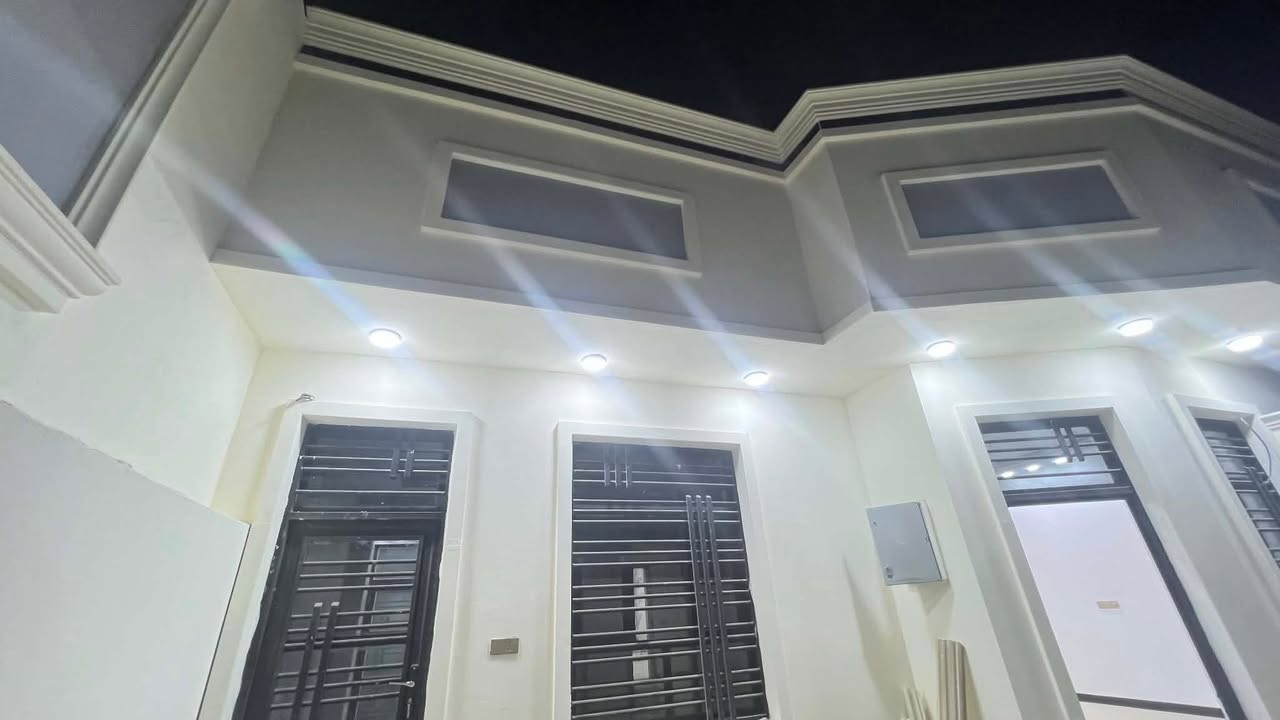 دار سكن للبيع
طابو زراعي سند 25 
معاملة تطويب 
ديوانية التقية الثالثة
داخل مجمع الروان 
بناء حديث طابق واحد مسلح
يحتوي على.... 
غرف نوم عدد 2 / صالة عدد 2 / استقبال
مطبخ حار+بارد / مجمع صحي عدد 2 گراج سيارة
                        مراجعة
مكتب مهدي العتابي للعقار 
ديوانية الجزائر مقابل فندق برج الامراء
للاستفسار.. 
*********** مهدي العتابي 
*********** حيدر الفتلاوي
***********
