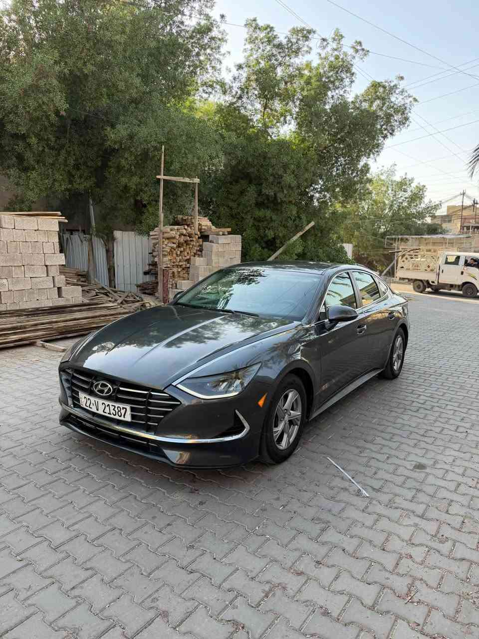 سوناتا 2023 وارد امريكي حادث بنيد فقط بدون دواخل وبيها مكانين بارد ه
فول قياده اليه

سستم صوت

مكان السياره بغداد

السعر 147

***********
