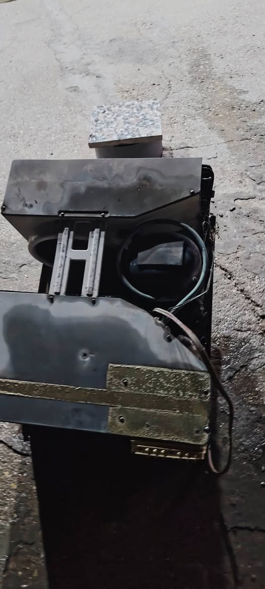 مكيف جنرال 2طن البيع شرط شغل واتساب *********** او اتصال ***********
