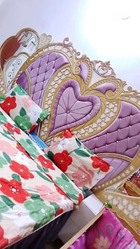 استعمال قليل • نظيفه • ٦ قطع