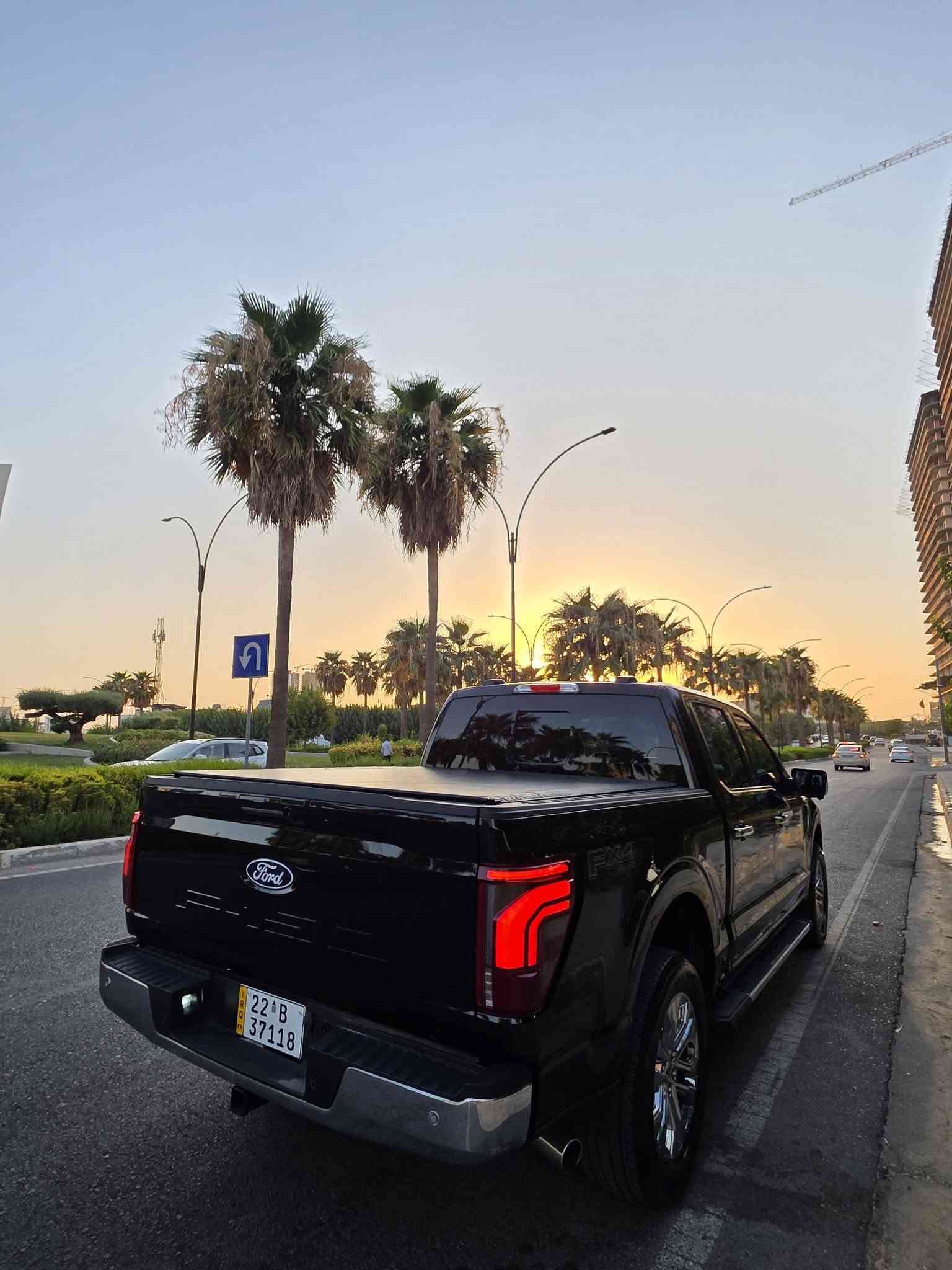 #f150للبيع
2024 lariat (fx4)
V6 3.5 turbo 

السعر: 420$$$

وياها كتاب تضليل مرور (+80%)

ماشيه: 36000 mi
دبل أكسل(4x4)
قفل اكسل
٦ سلندر توين توربو
بانوراما
كيجات دجتال
٢ بصمة 
كشنات امامي تدفئة + تبريد
كشنات امامي تحكم كهرباء
كشنات جلد
سلم خلفي
كير طرح
كير ١٠ نمر
شاشة جبيرة
كاميرات 360 درجة 
حساسات 360 درجة
اشاير بل مري
نقطة عمياء
تشغيل عن بعد 
رادار امامي+ خلفي + جانبي
مرايات هيتر 
باب طويل بدي قصير (المرغوب)
كير و محرك و أكسل حدادية كلة بشرط

  ١ جاملغ امامي صبغ
  ارباك ستيرن  فقط و مرجع بلادي بدون دواخل بدون شاصي

مكان سيارة أربيل
للاستفسار: ***********
فقط بيع بدون مراوس
