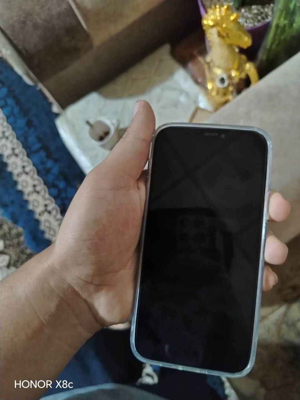ايفون 12عادي لون المرغوب جهاز نضيف كلش ذاكره128
مبدل بطاريه نوعيه ممتازه 100
بي شخوط شاصي فقط 
كلشي شغال كامرات سماعات فيس ايدي
سعر400وبي مجال مكاني كربلاء 

***********واتساب فقط الموشراي لا يراسل

نص مكتوب في الصور:
- HONOR X8c